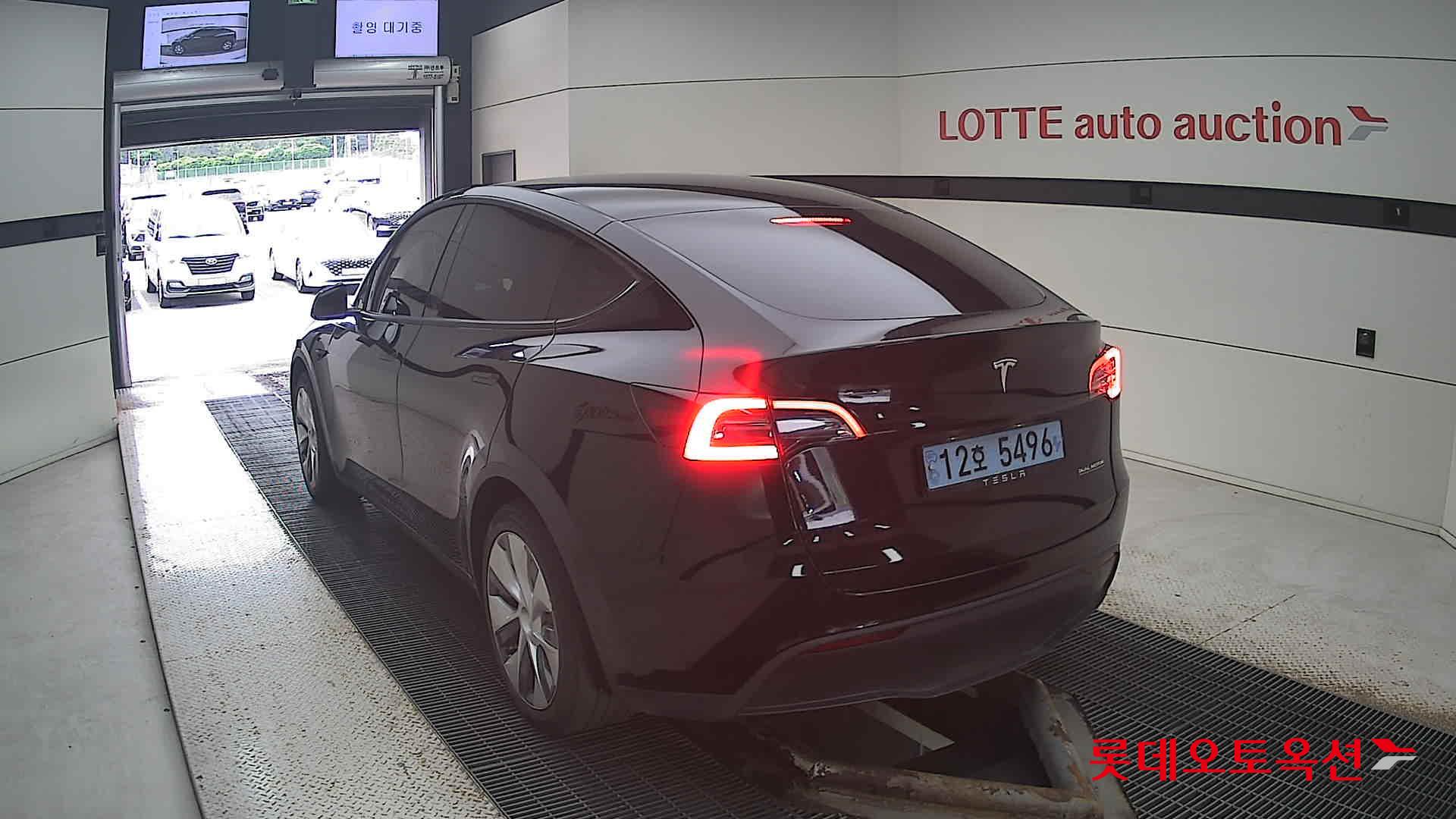 تسلا MODEL Y