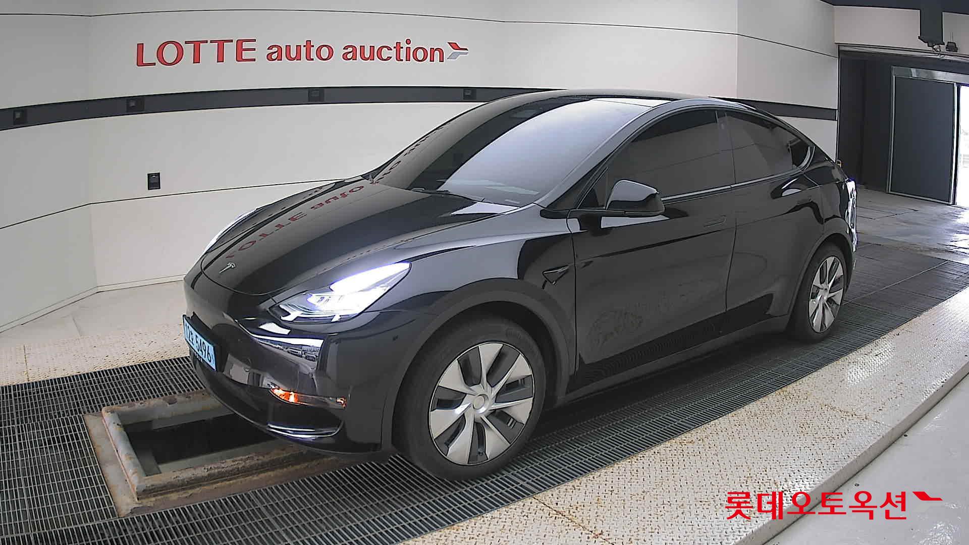تسلا MODEL Y