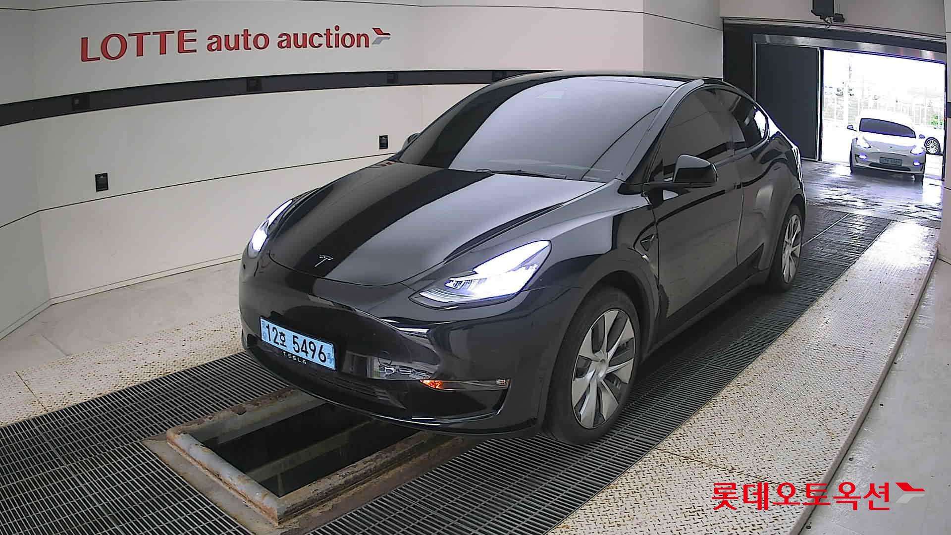 تسلا MODEL Y