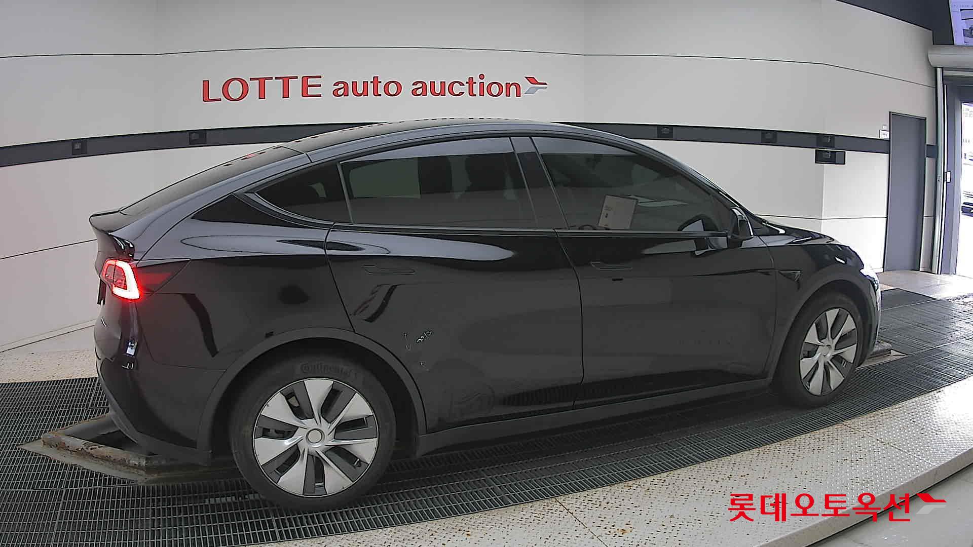 تسلا MODEL Y