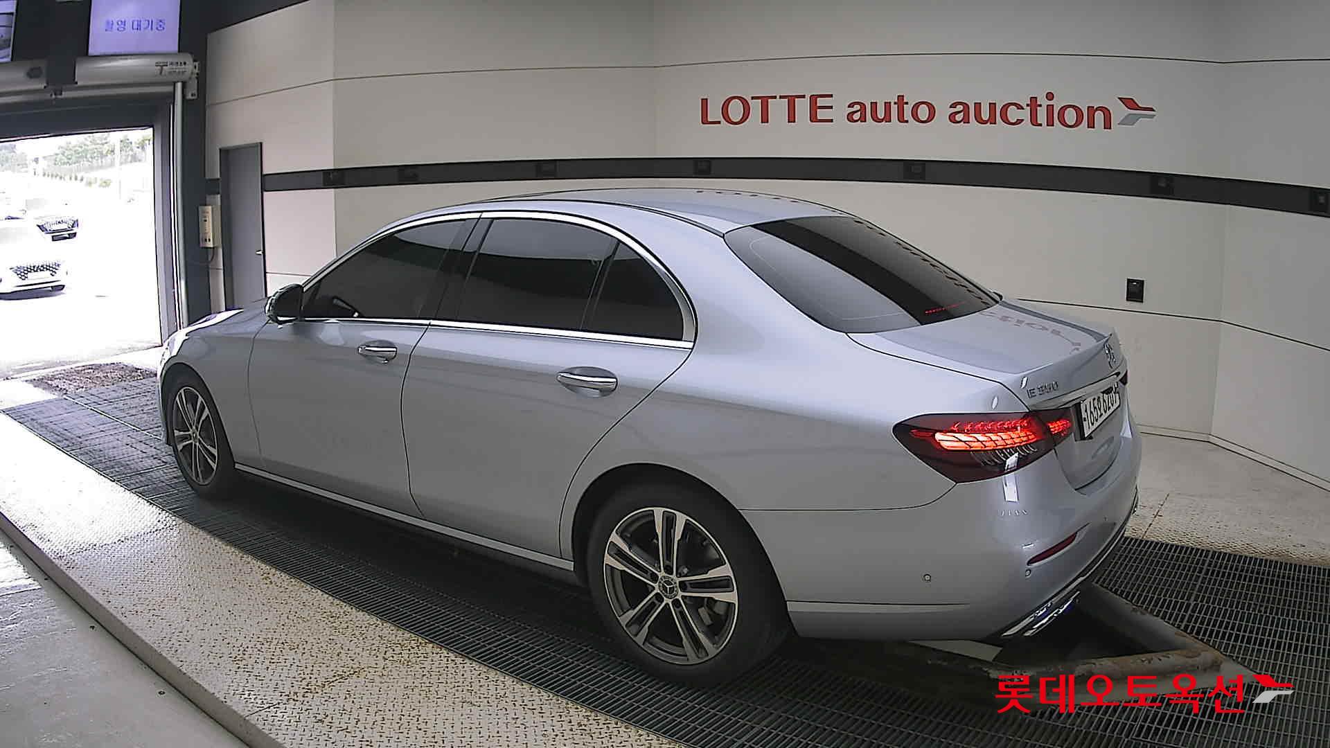 مرسيدس E350