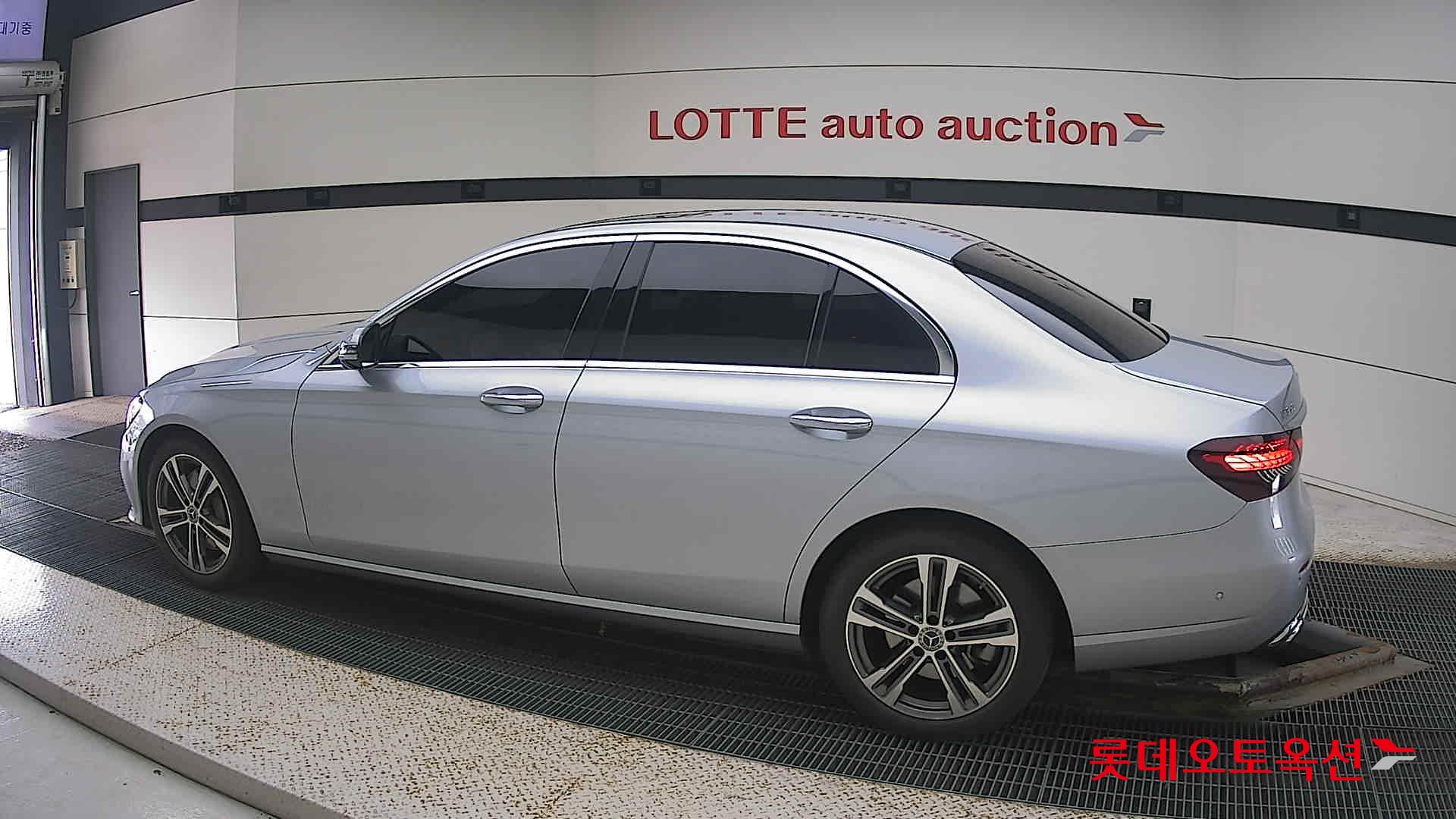 مرسيدس E350