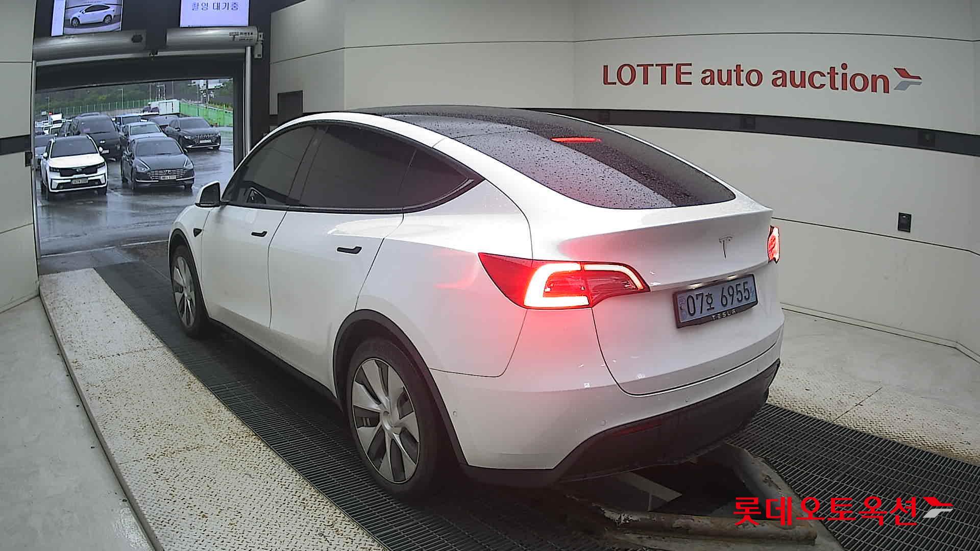 تسلا MODEL Y