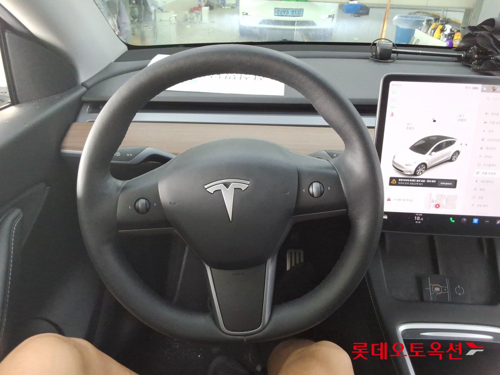 تسلا MODEL Y
