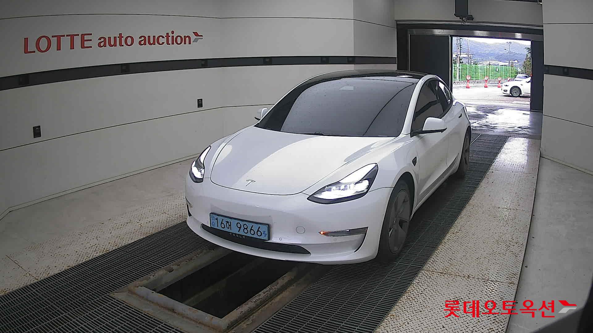 تسلا MODEL 3