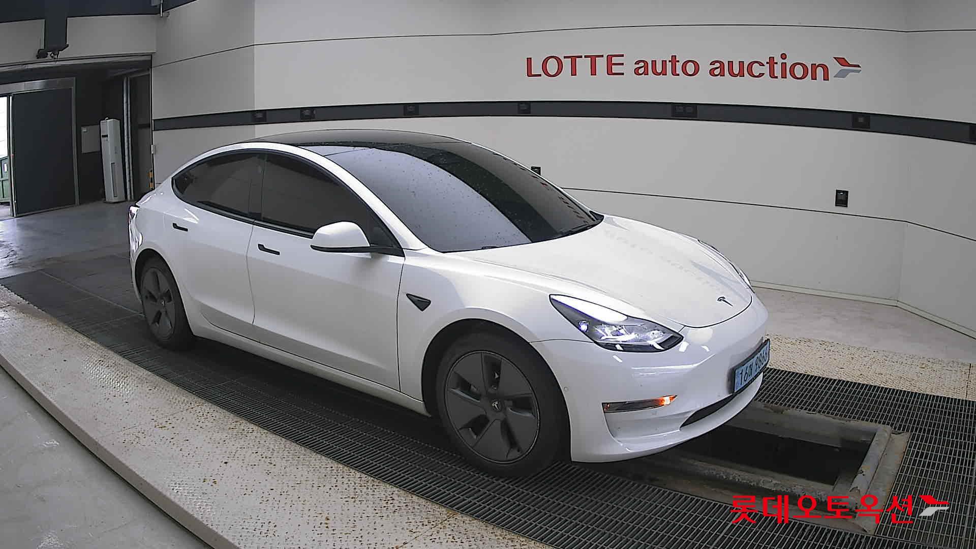 تسلا MODEL 3