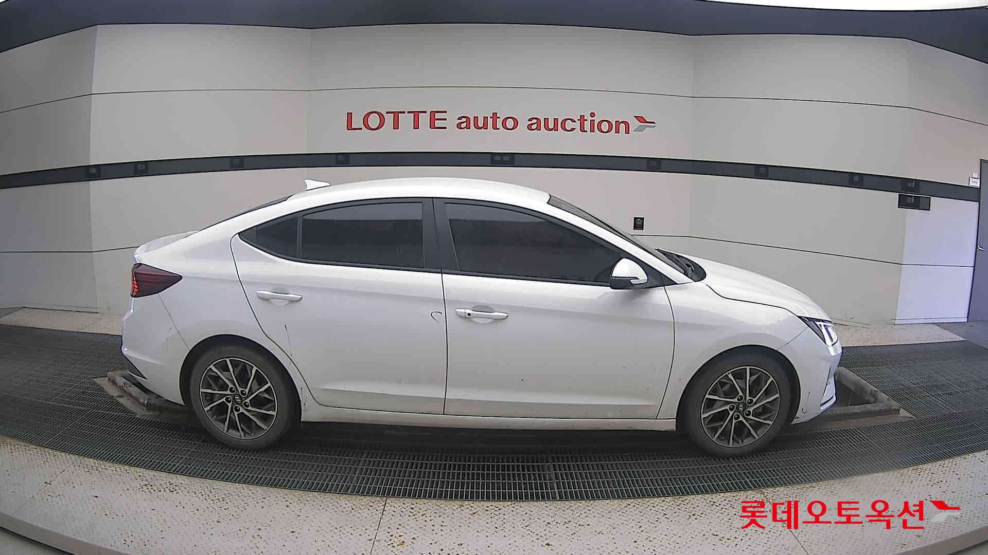 Hyundai Avante 2020 Polar White из Кореи, фото 3