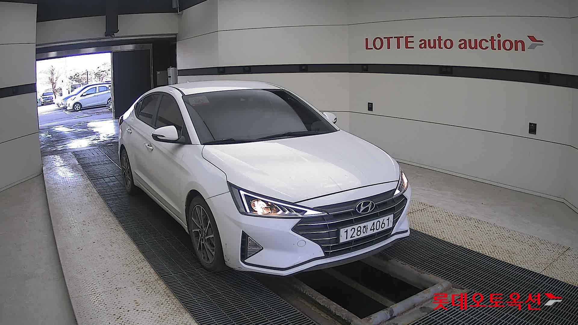 Hyundai Avante id 3461902 из Кореи 15