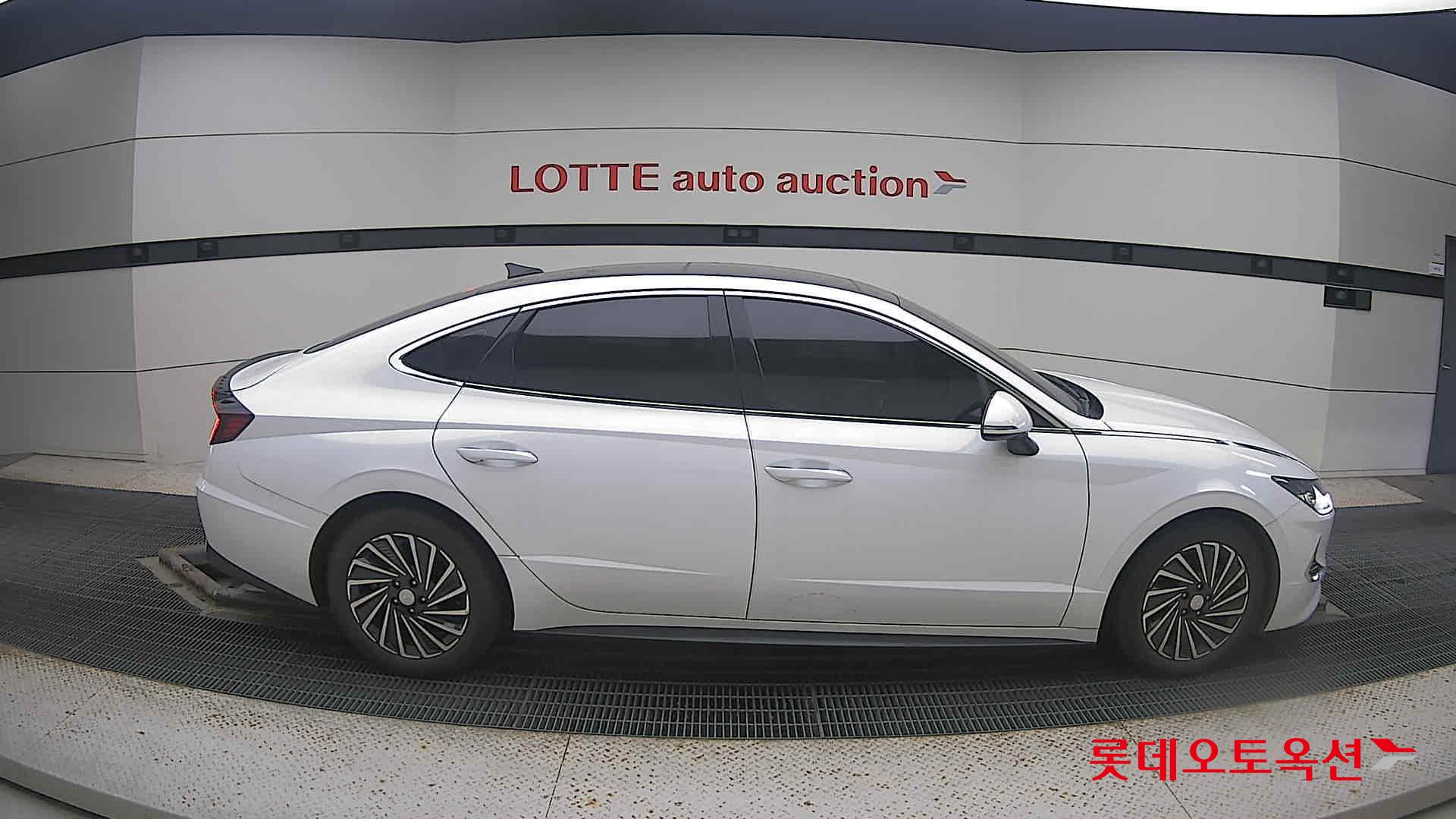 Hyundai Sonata Hybrid 2021 White cream (optional) из Кореи, фото 3