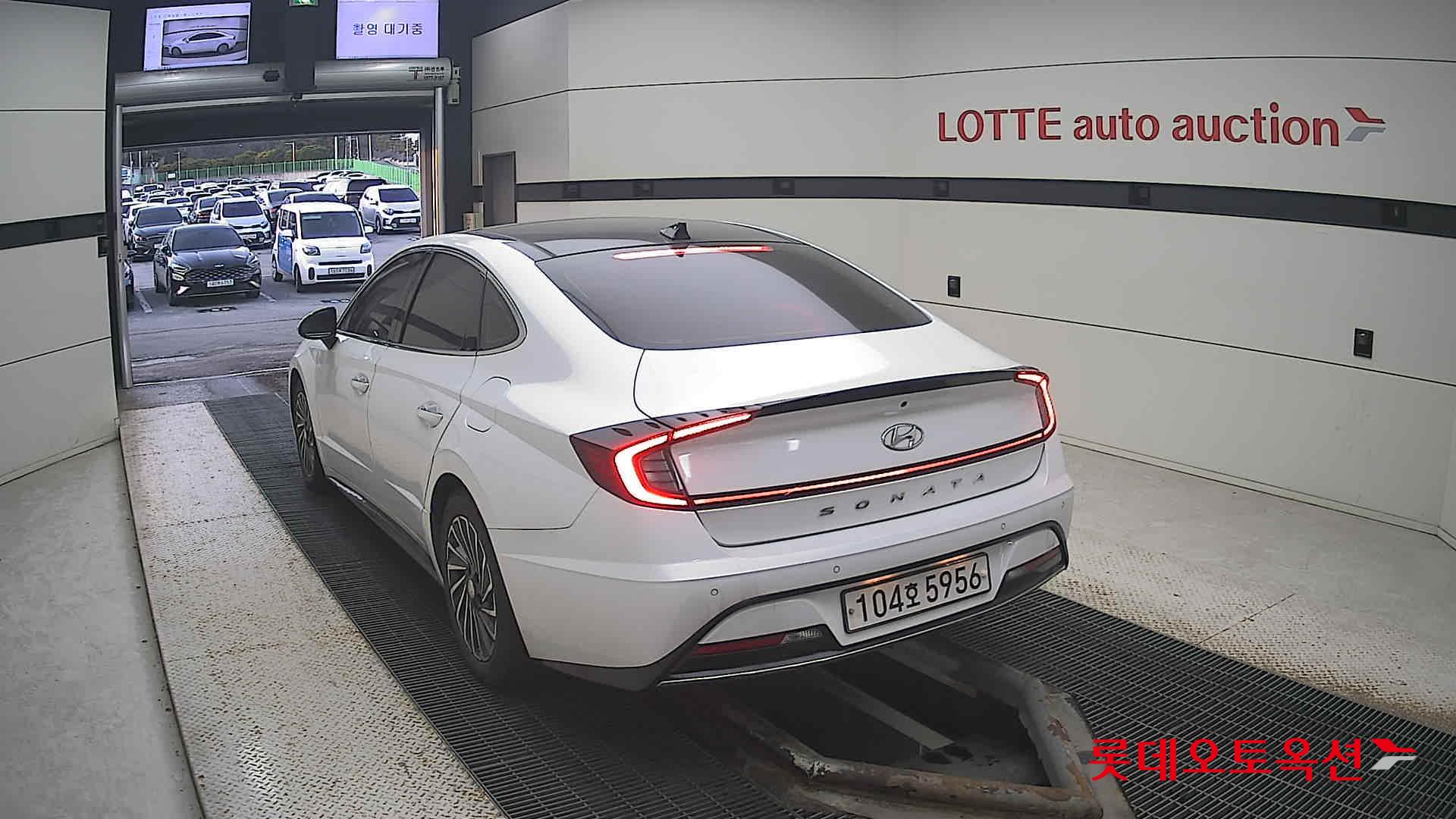 Hyundai Sonata Hybrid id 3461910 из Кореи 9