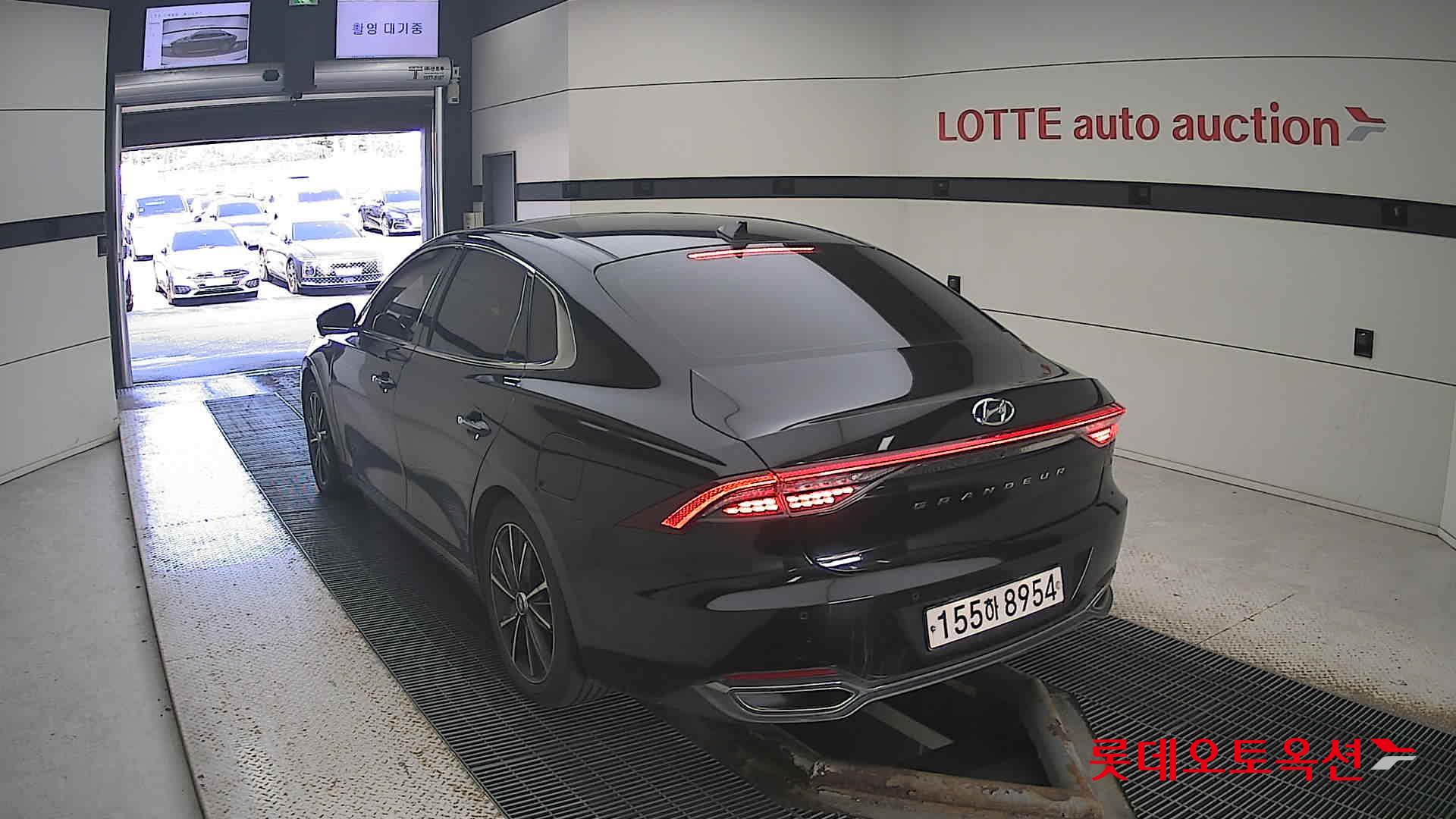 هيونداي - أزيرا - Image 9