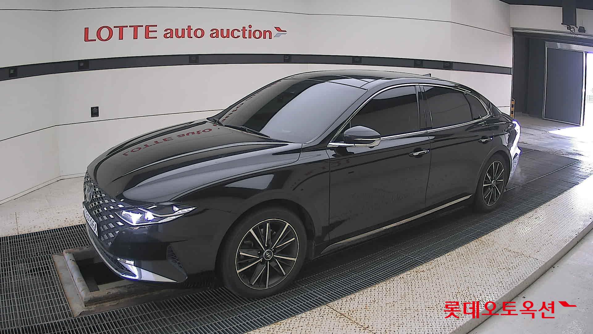 هيونداي - أزيرا - Image 13