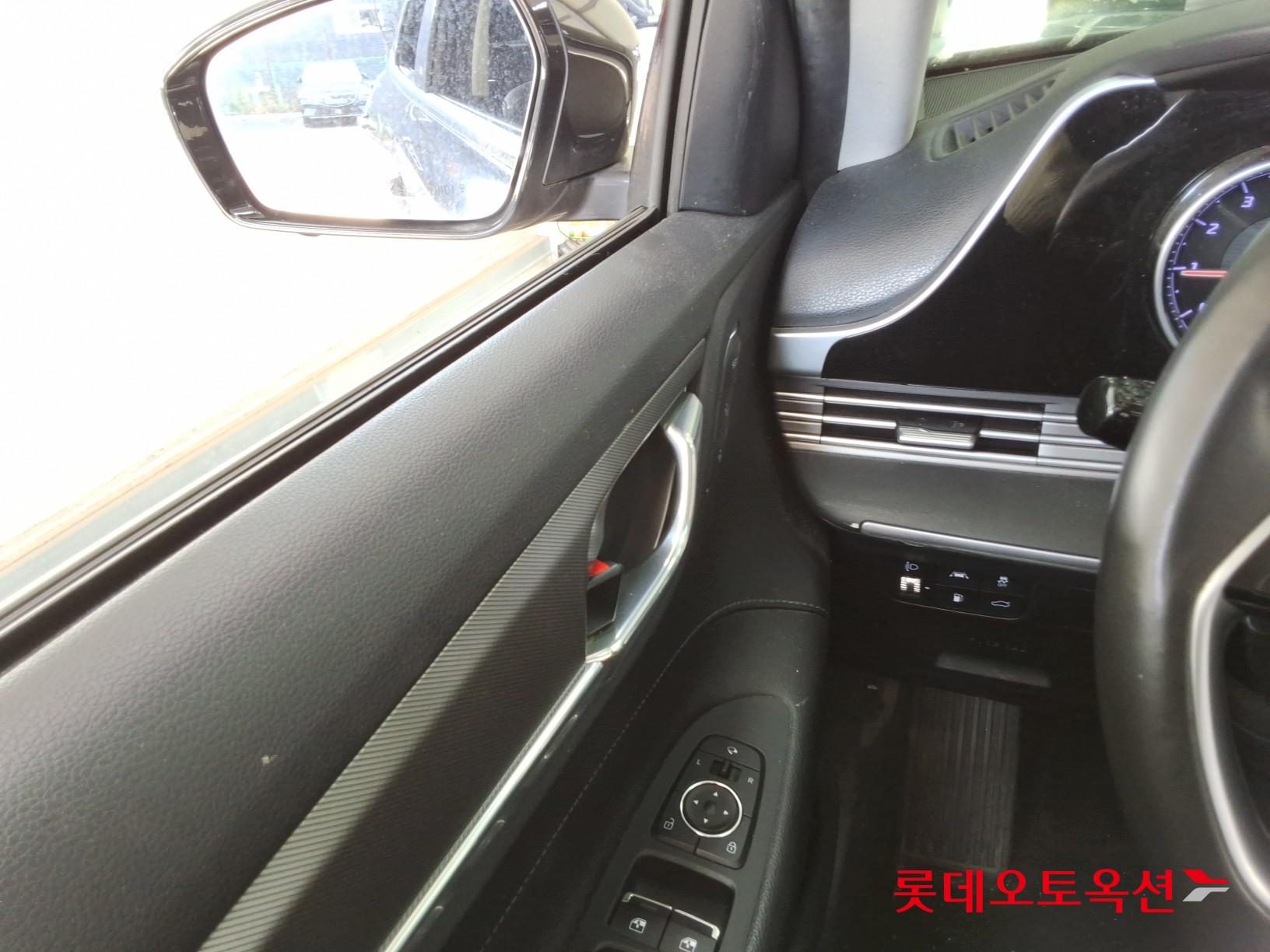 هيونداي - أزيرا - Image 28