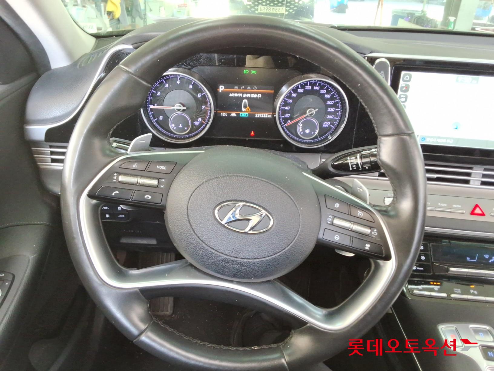 هيونداي - أزيرا - Image 29