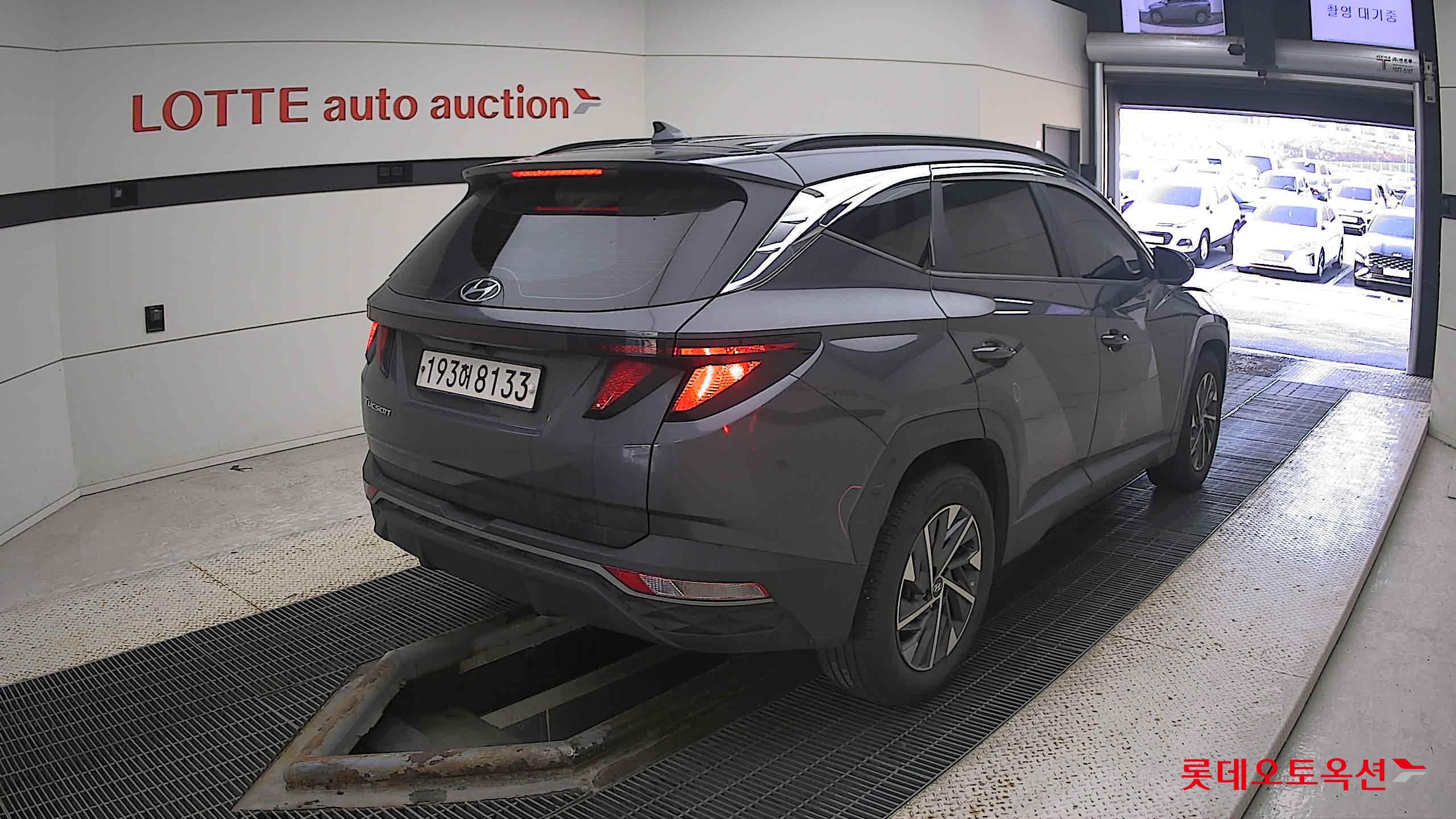 Hyundai Tucson 2023 Titanium Grey Metallic из Кореи, фото 4