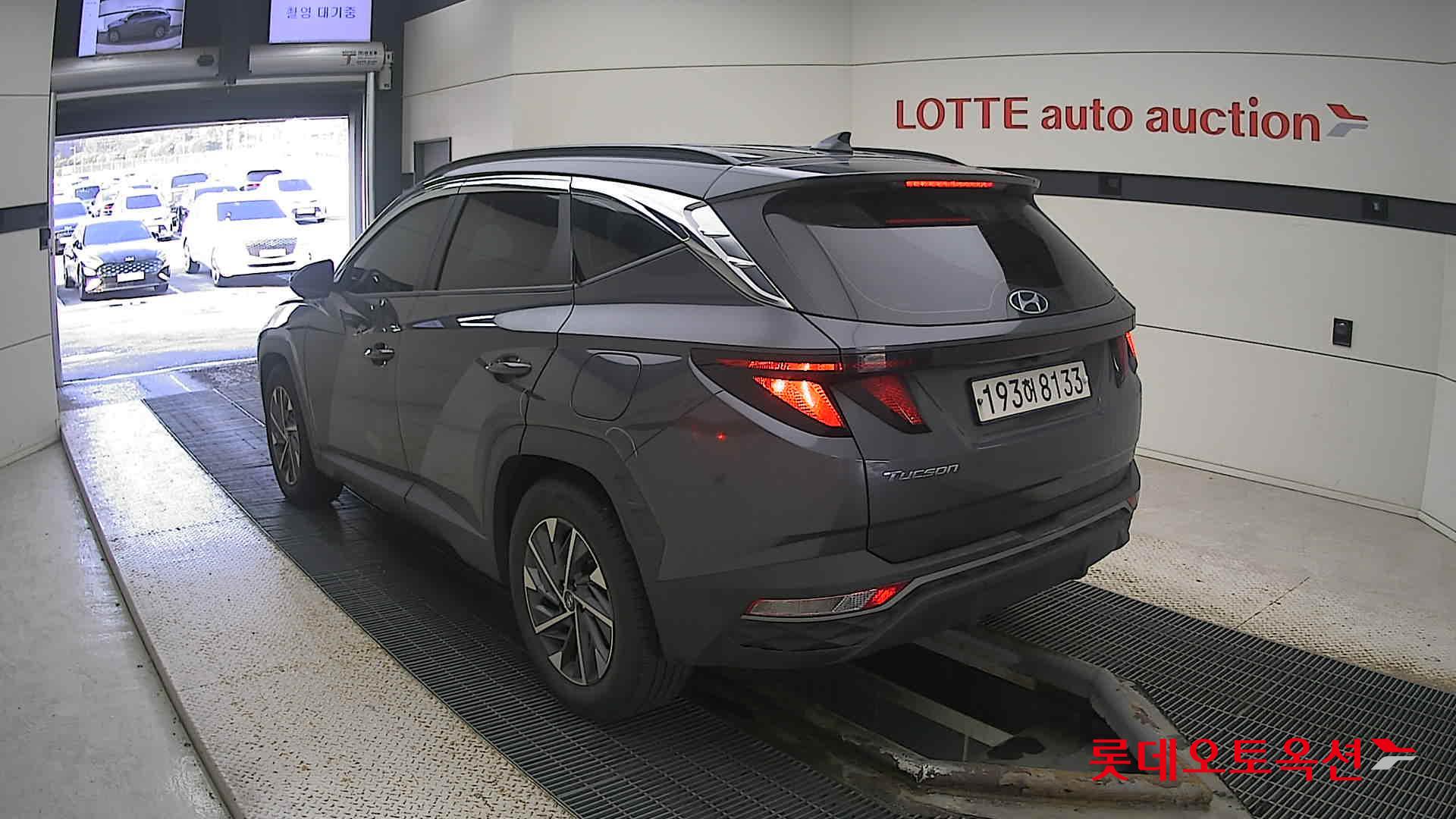 Hyundai Tucson 2023 Titanium Grey Metallic из Кореи, фото 6