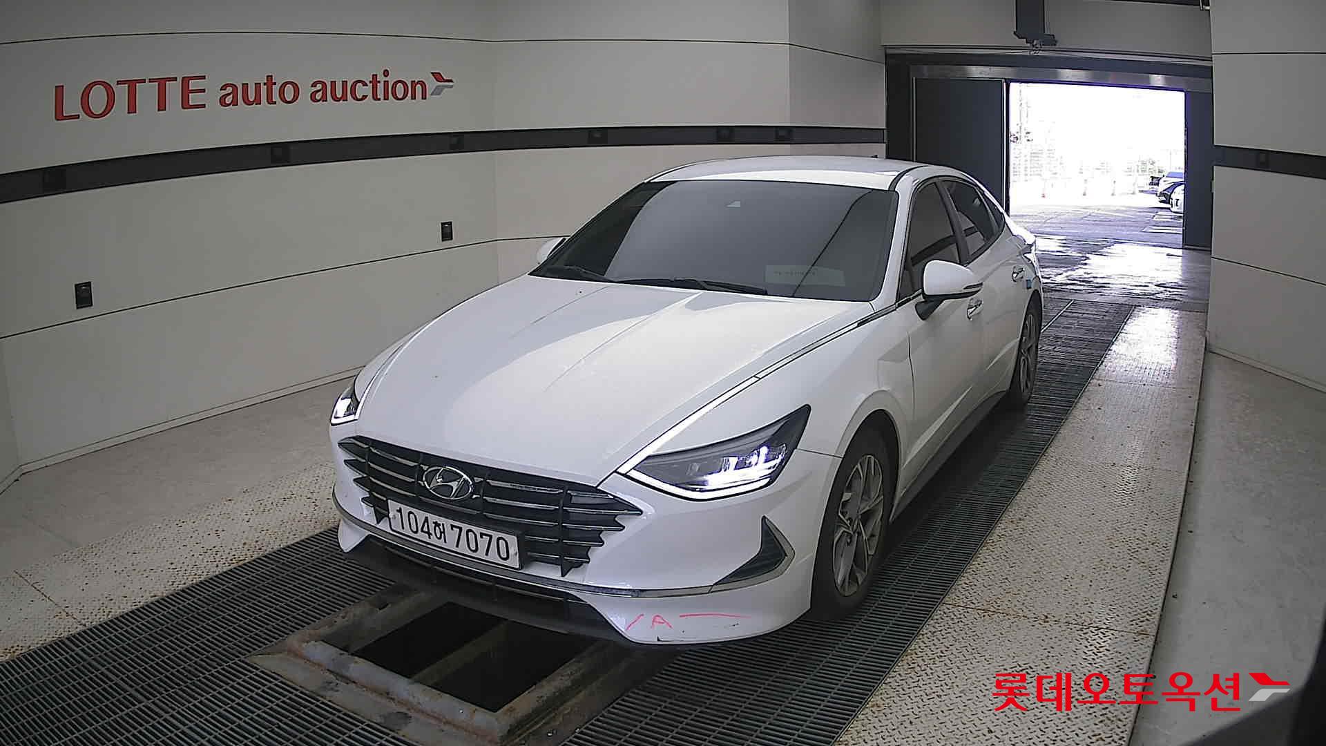 Hyundai Sonata 2021 White cream (optional) из Кореи
