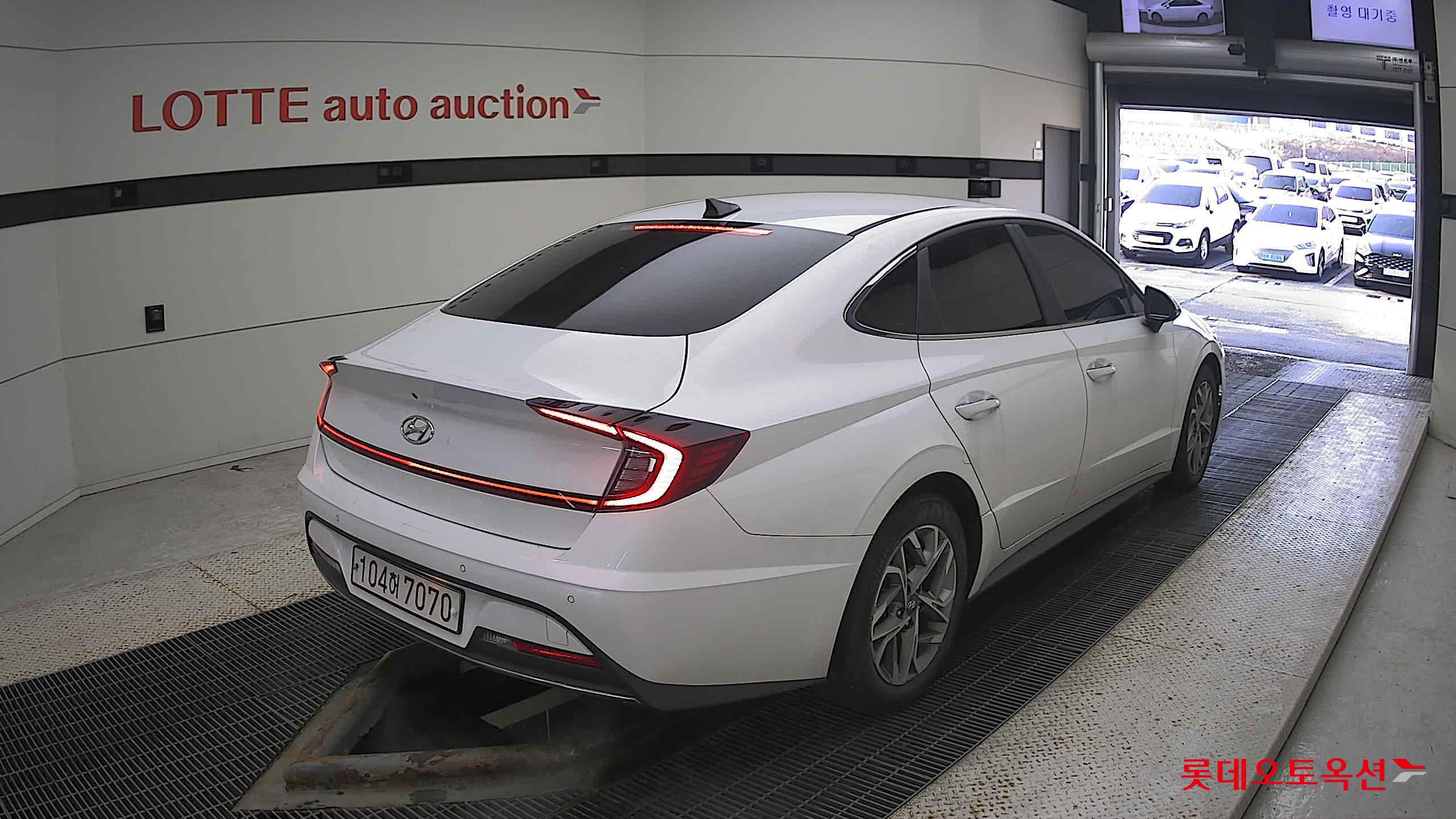 Hyundai Sonata 2021 White cream (optional) из Кореи, фото 4