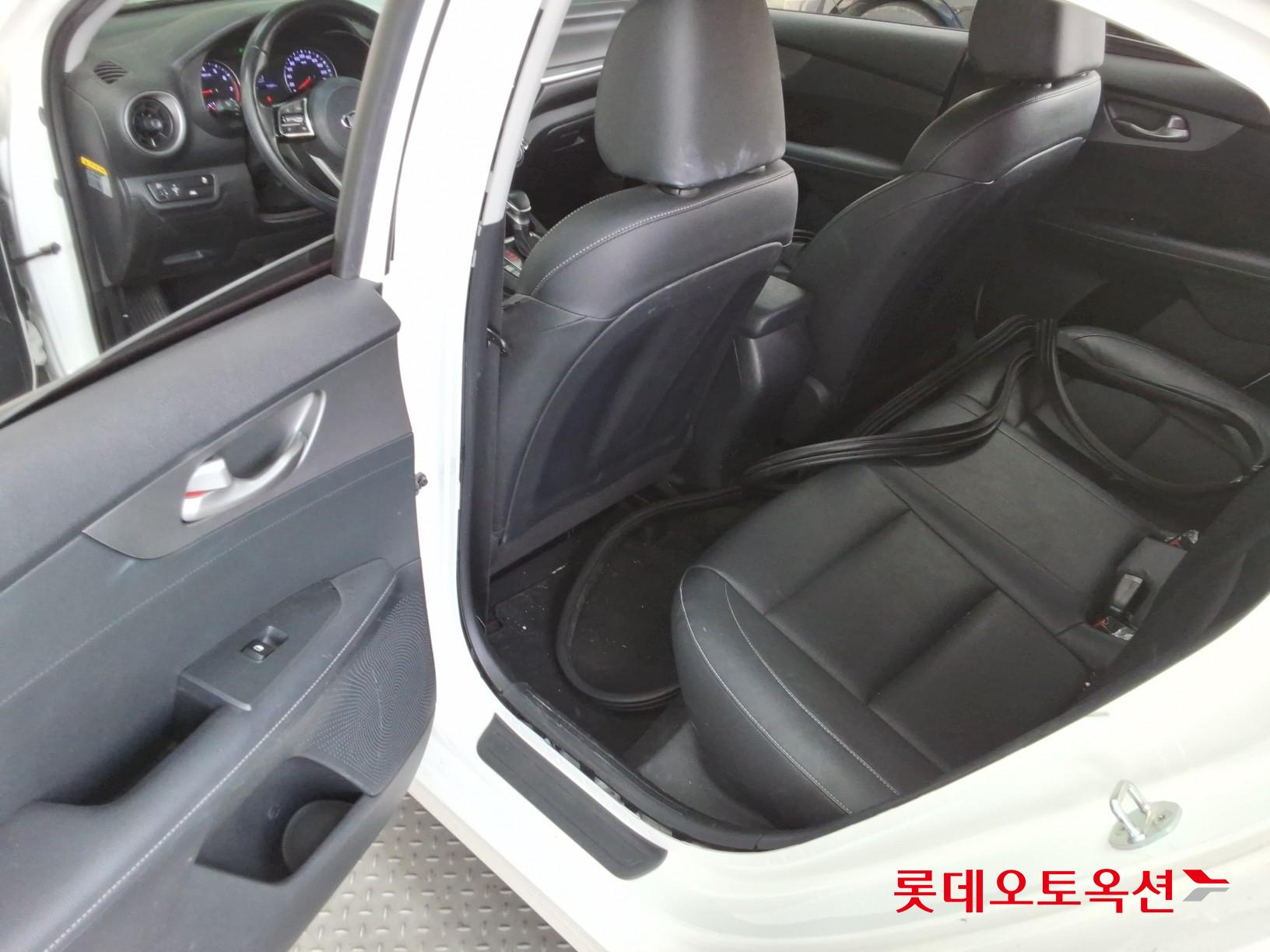 Kia K3 id 3466794 из Кореи 36