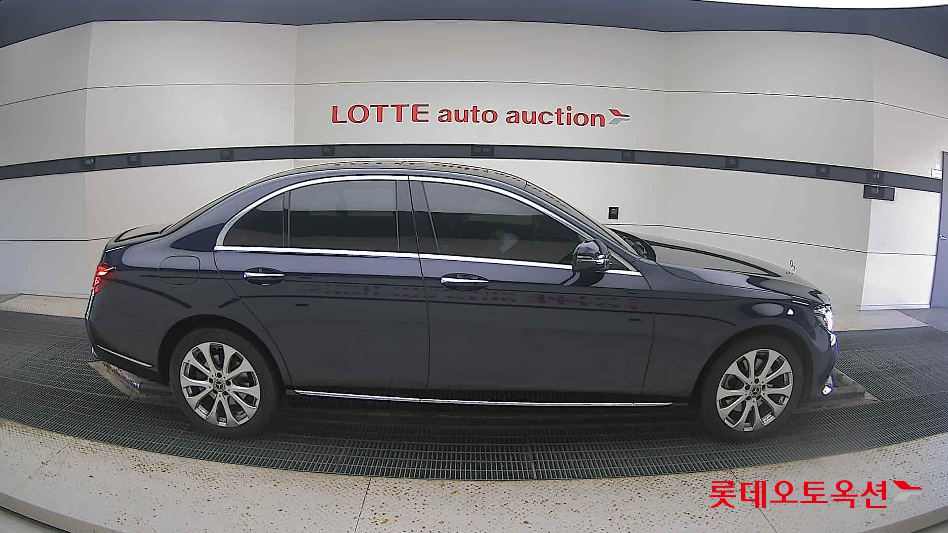 مرسيدس E220D