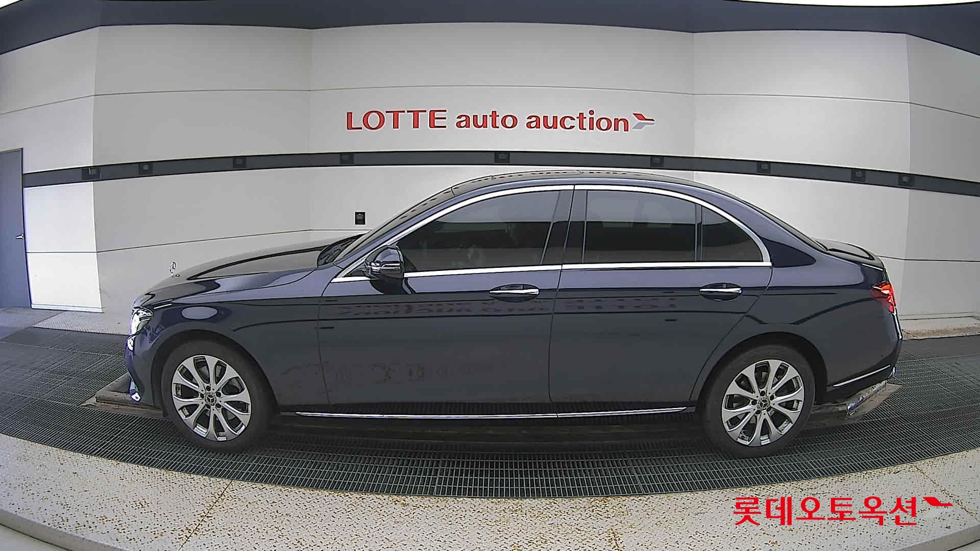 مرسيدس E220D