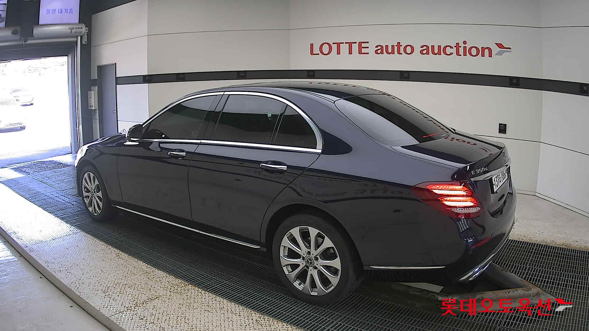 مرسيدس E220D