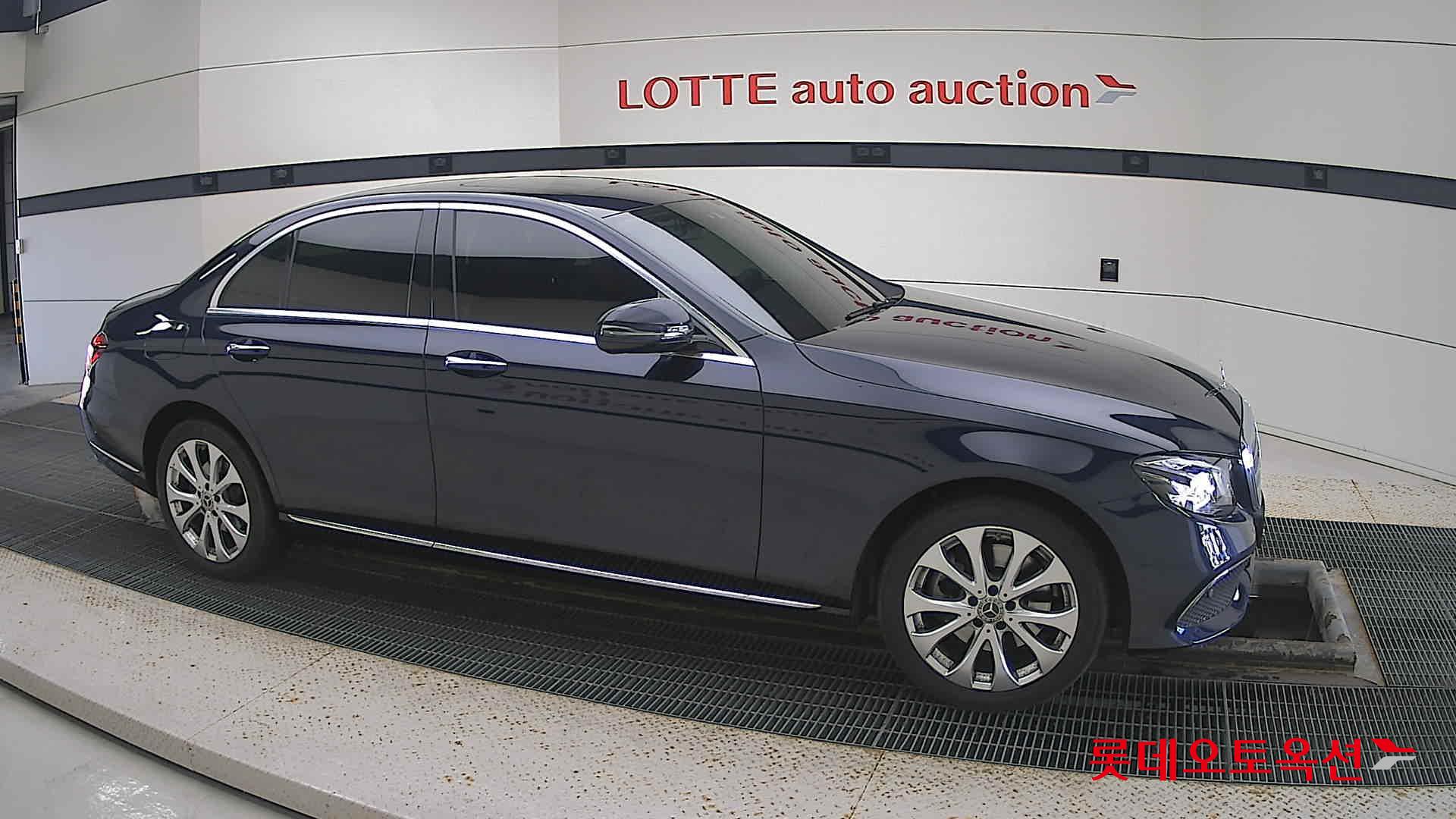 مرسيدس E220D