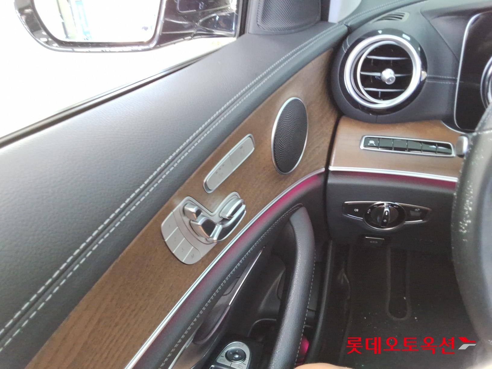مرسيدس E220D