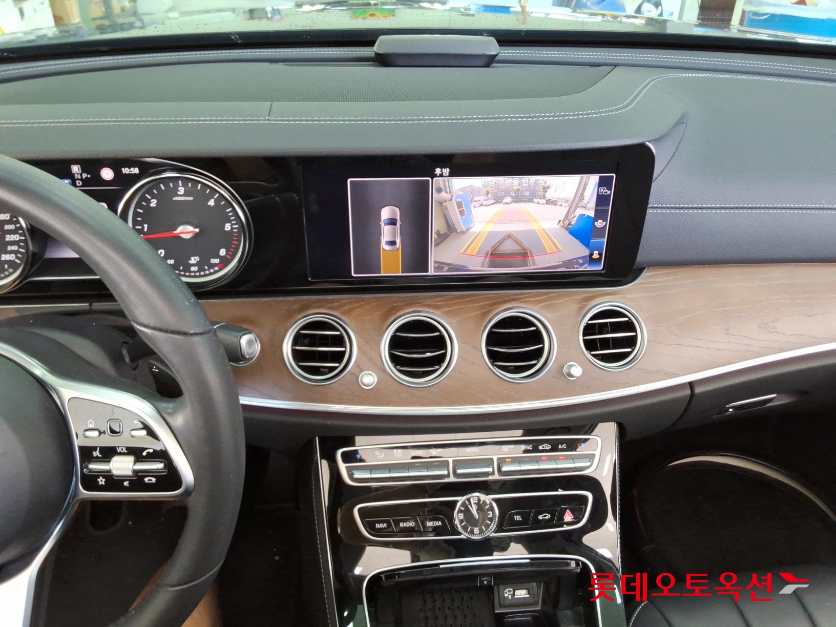 مرسيدس E220D