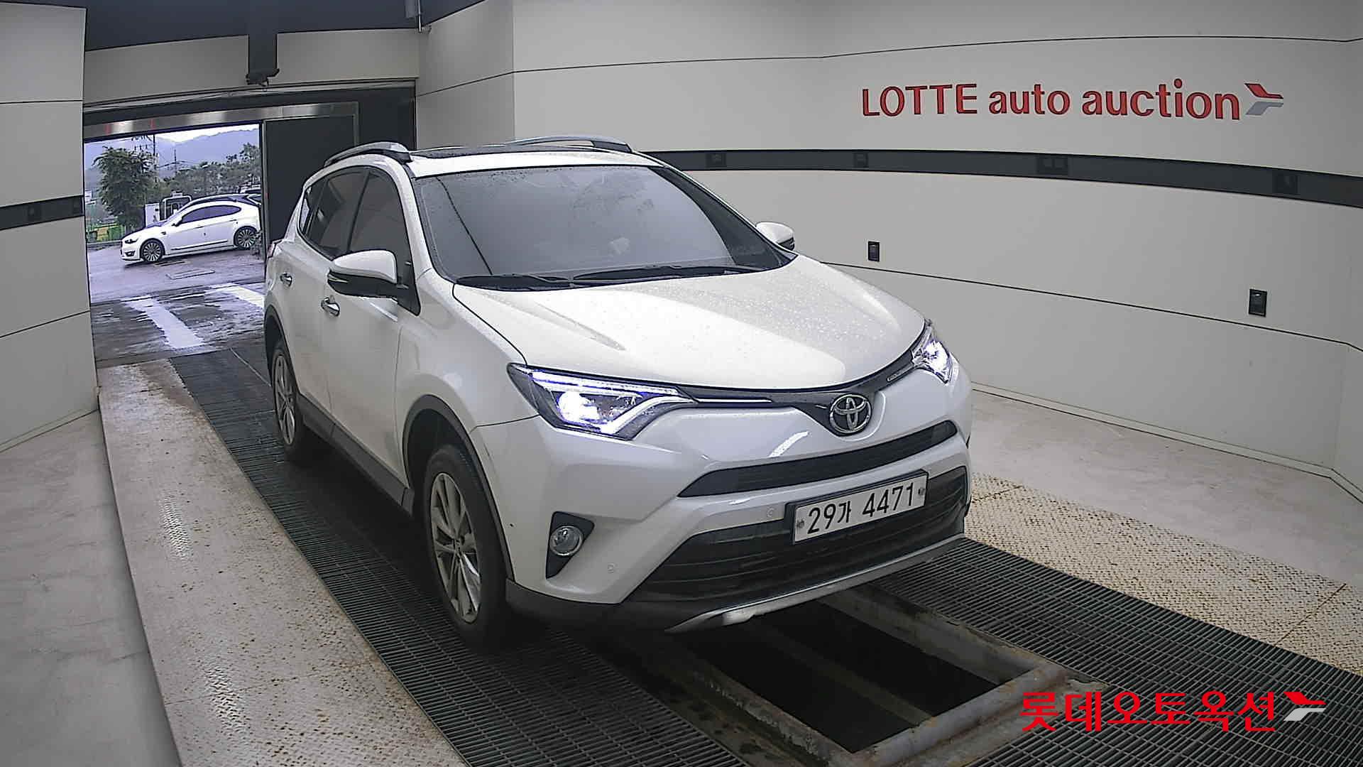 تويوتا RAV4
