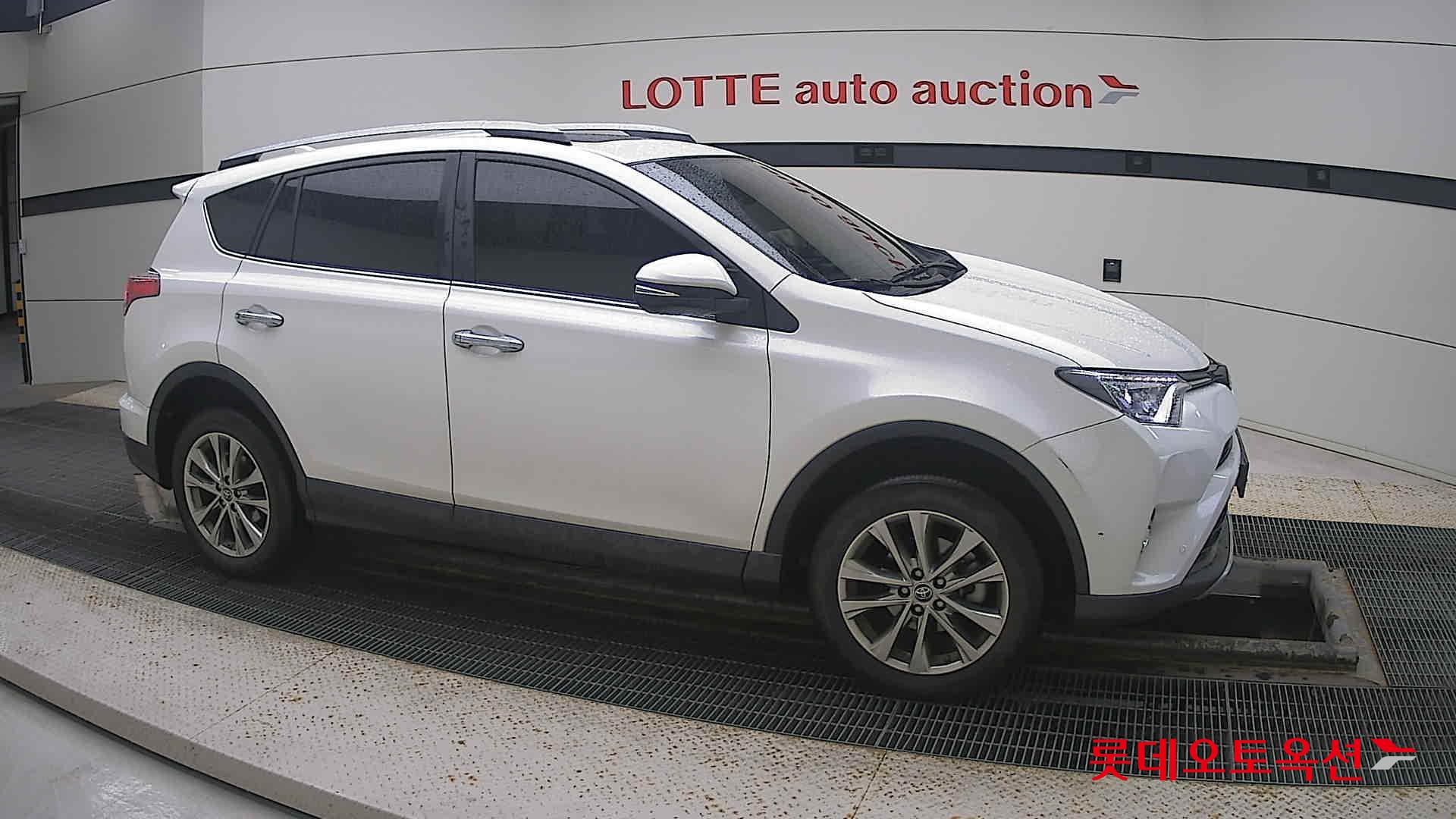 تويوتا RAV4