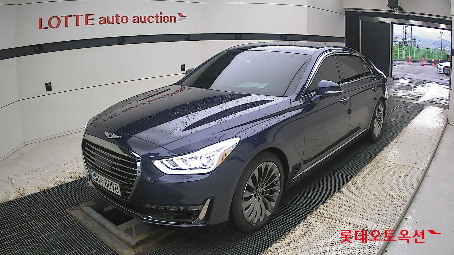 جينسس EQ900