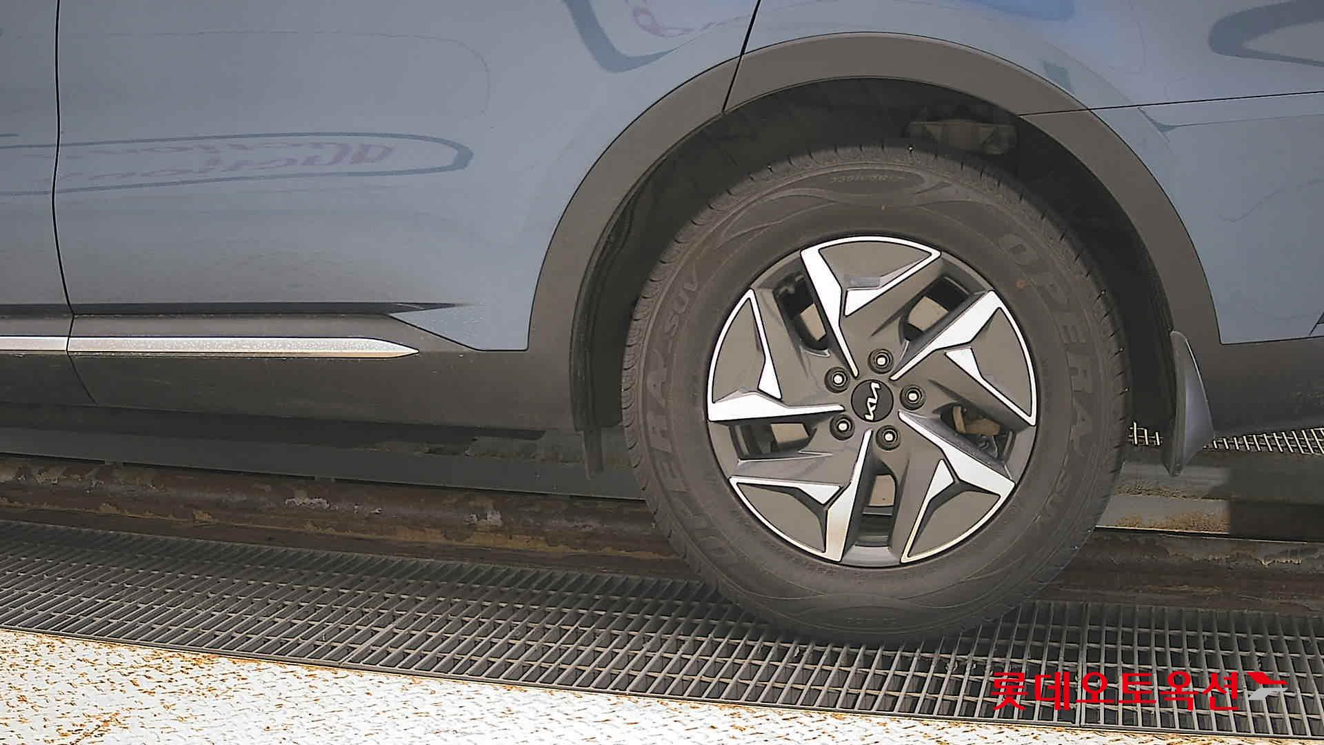 Kia Sorento Hybrid id 3190330 из Кореи 22