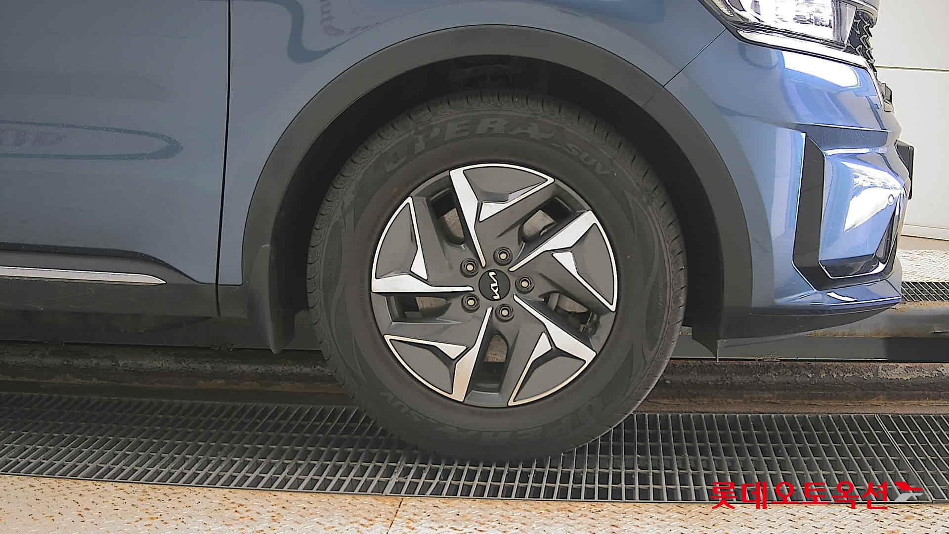 Kia Sorento Hybrid id 3190330 из Кореи 23