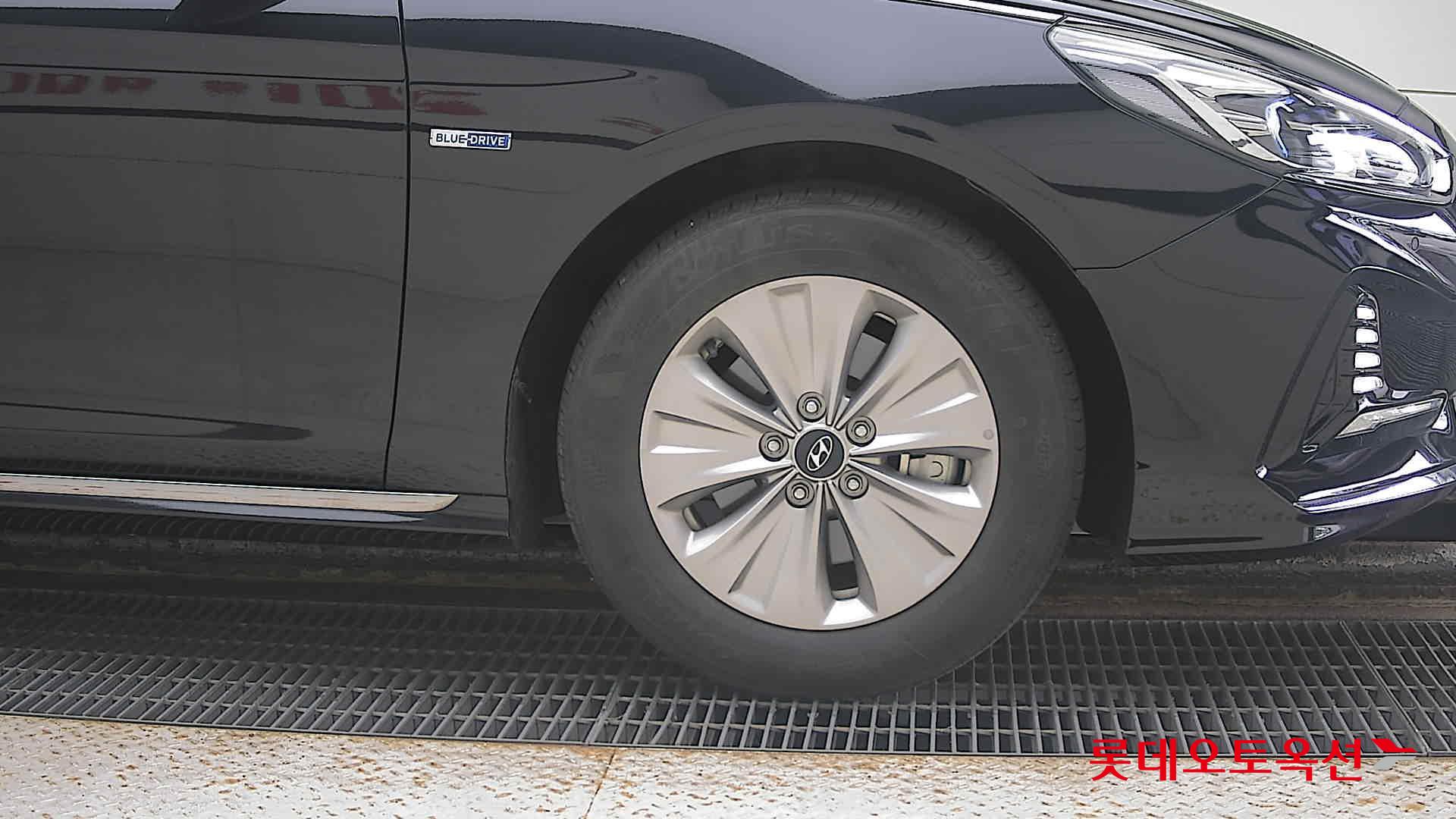 Hyundai Sonata Hybrid id 3217202 из Кореи 23