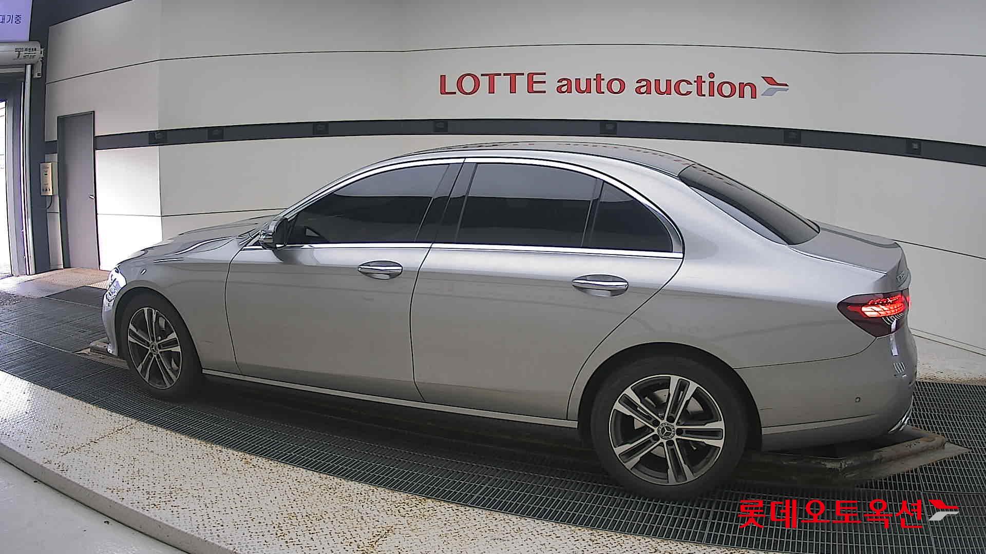 مرسيدس E350