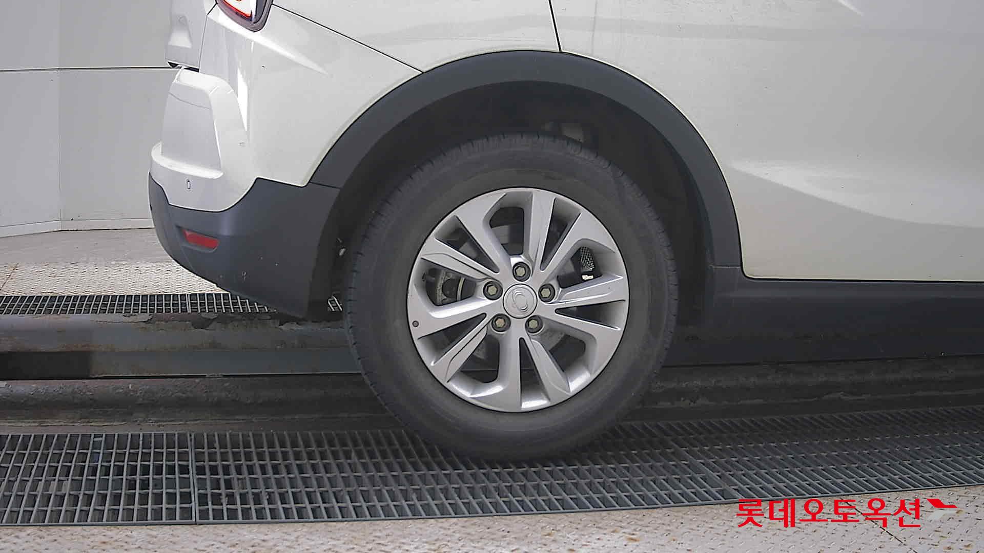 سانغ يونغ - تيفولي - Image 24