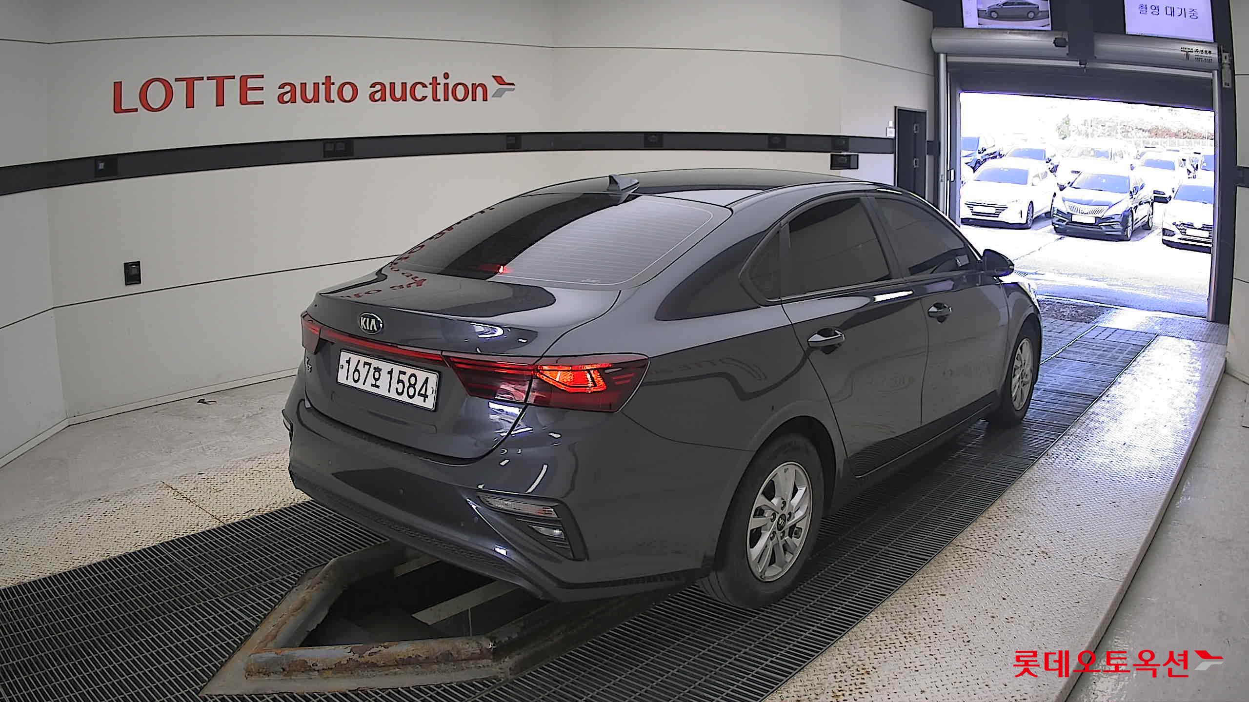 كيا - K3 - Image 4