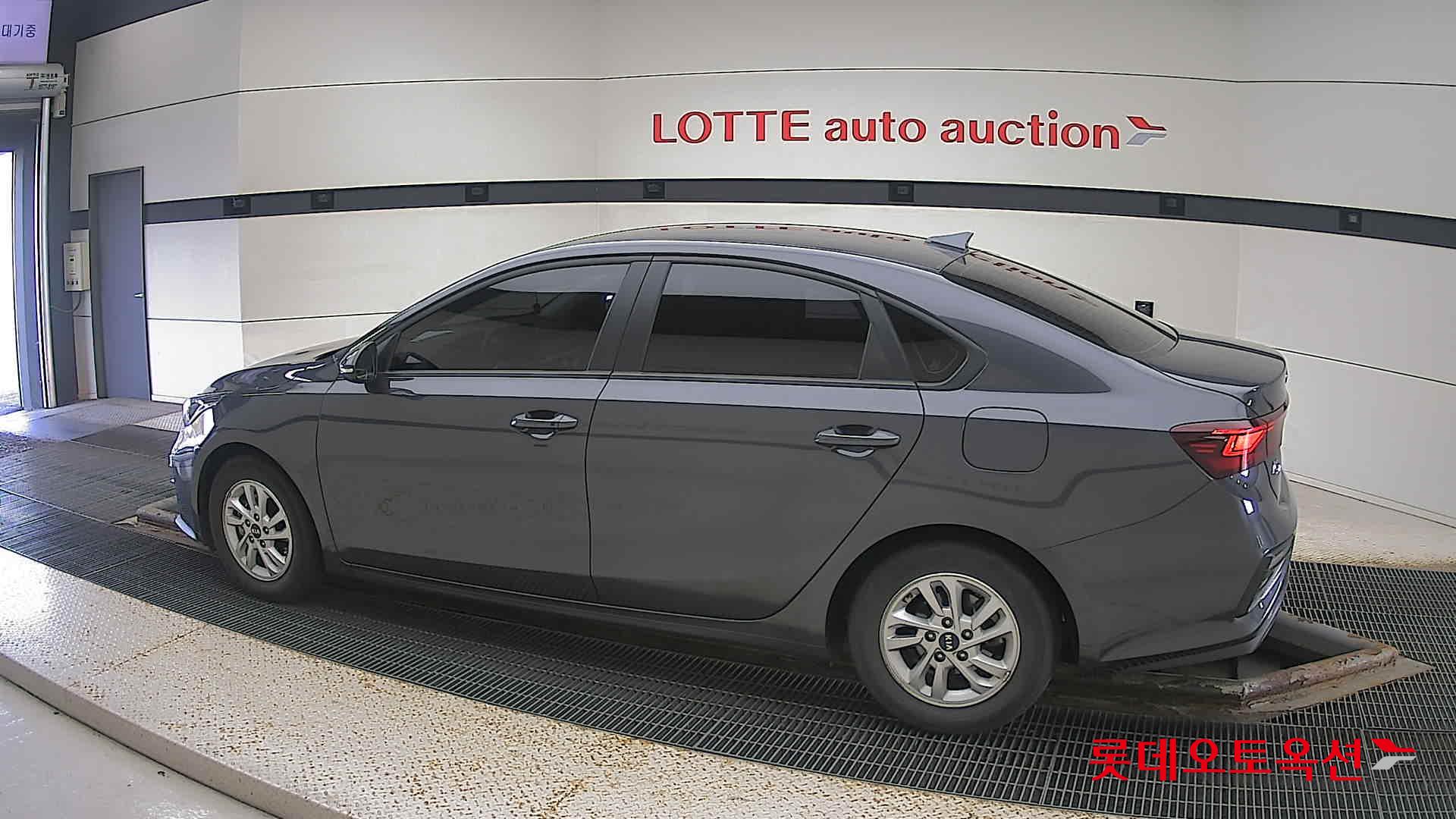 كيا - K3 - Image 11