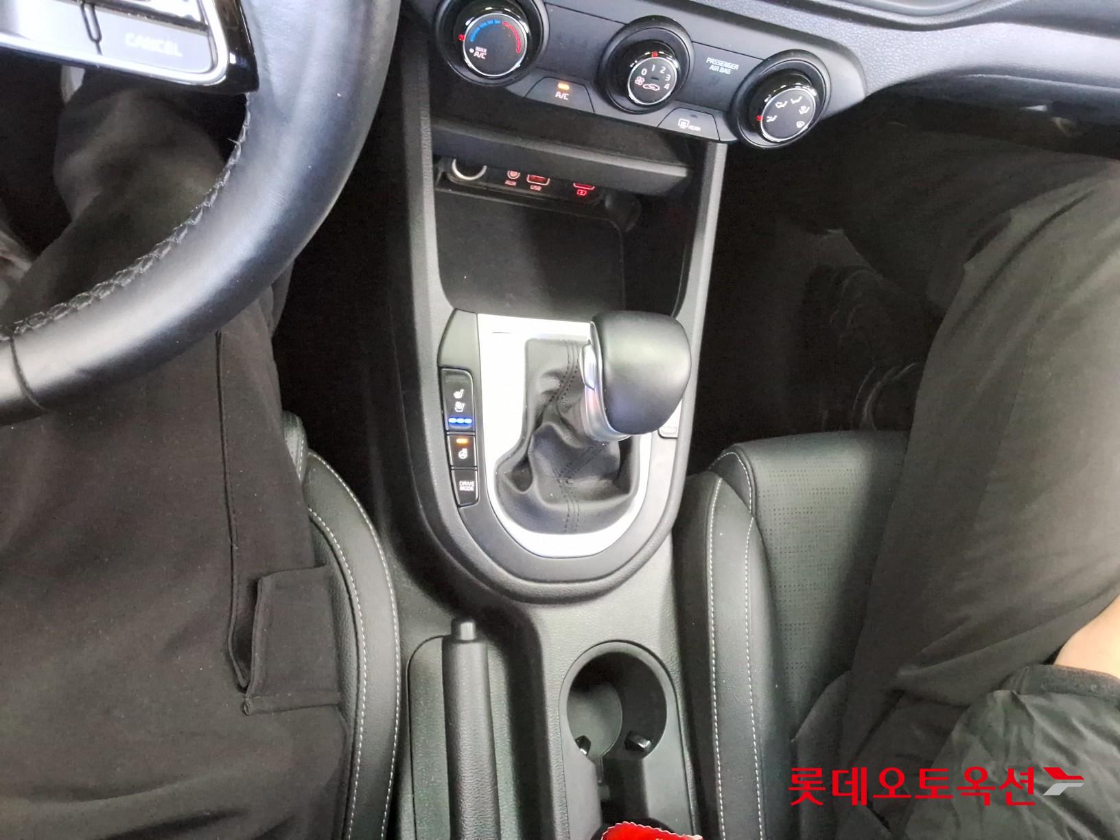 كيا - K3 - Image 32