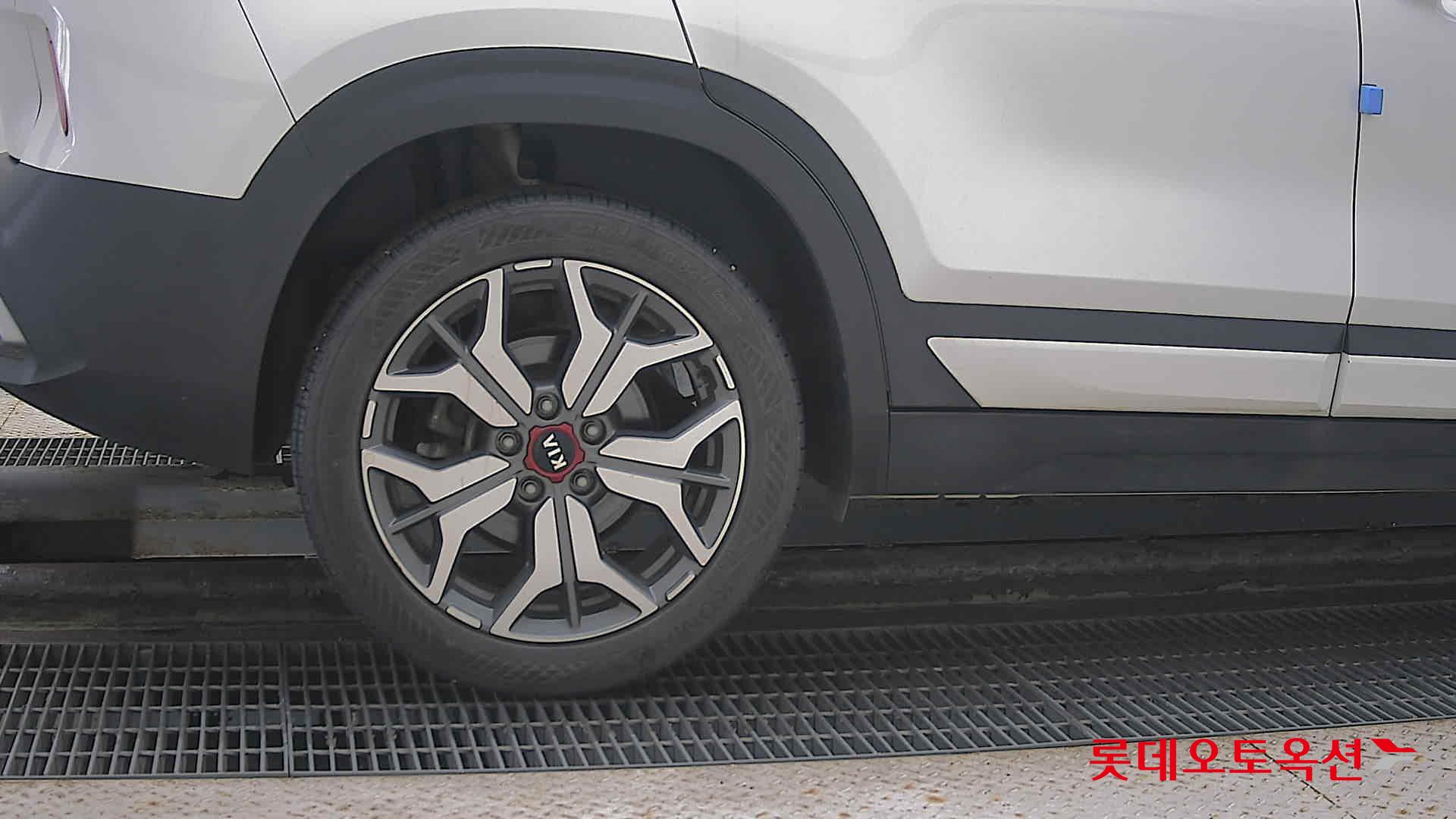 كيا - سيلتوس - Image 24