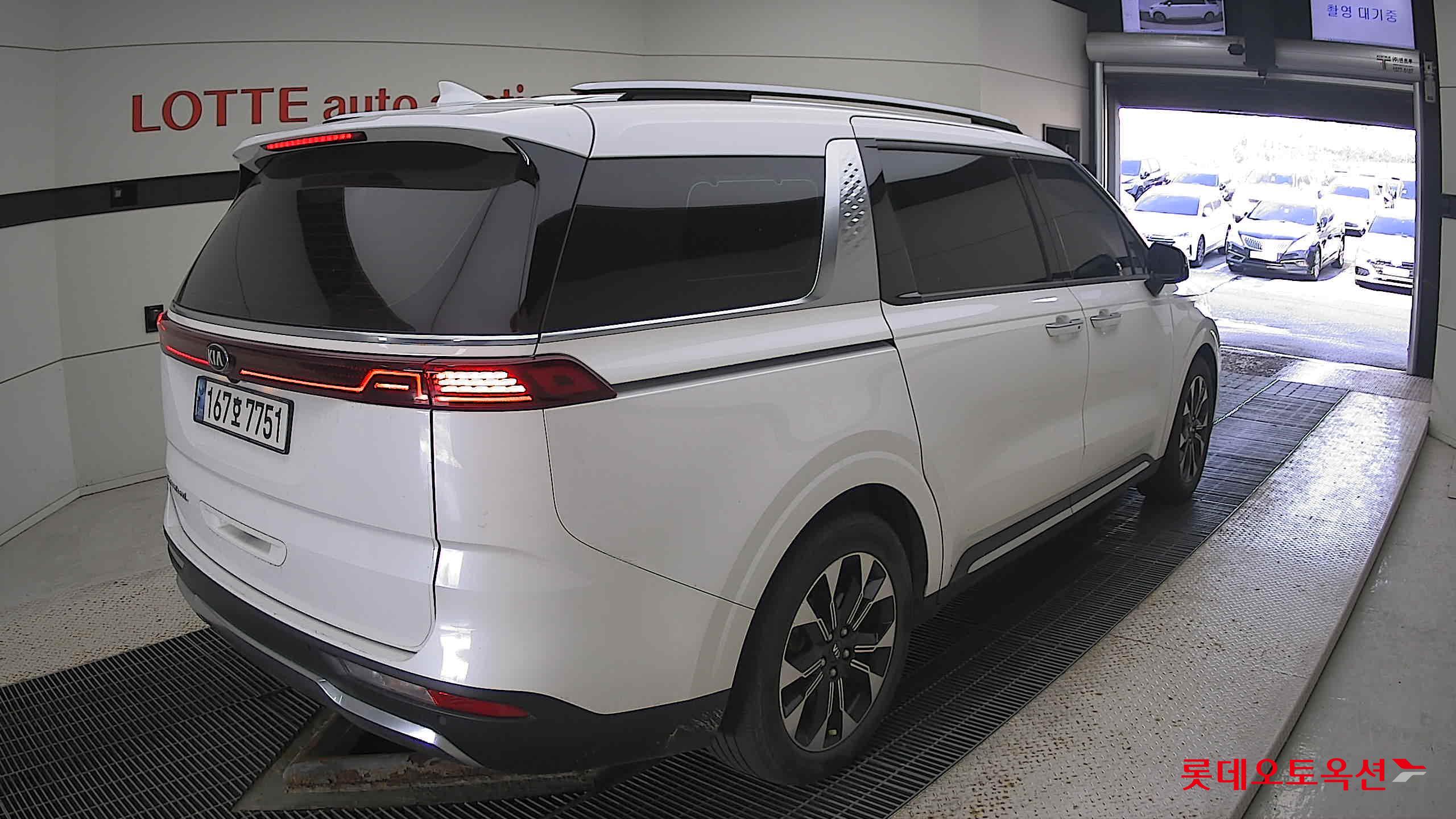 كيا - كارنفال - Image 4