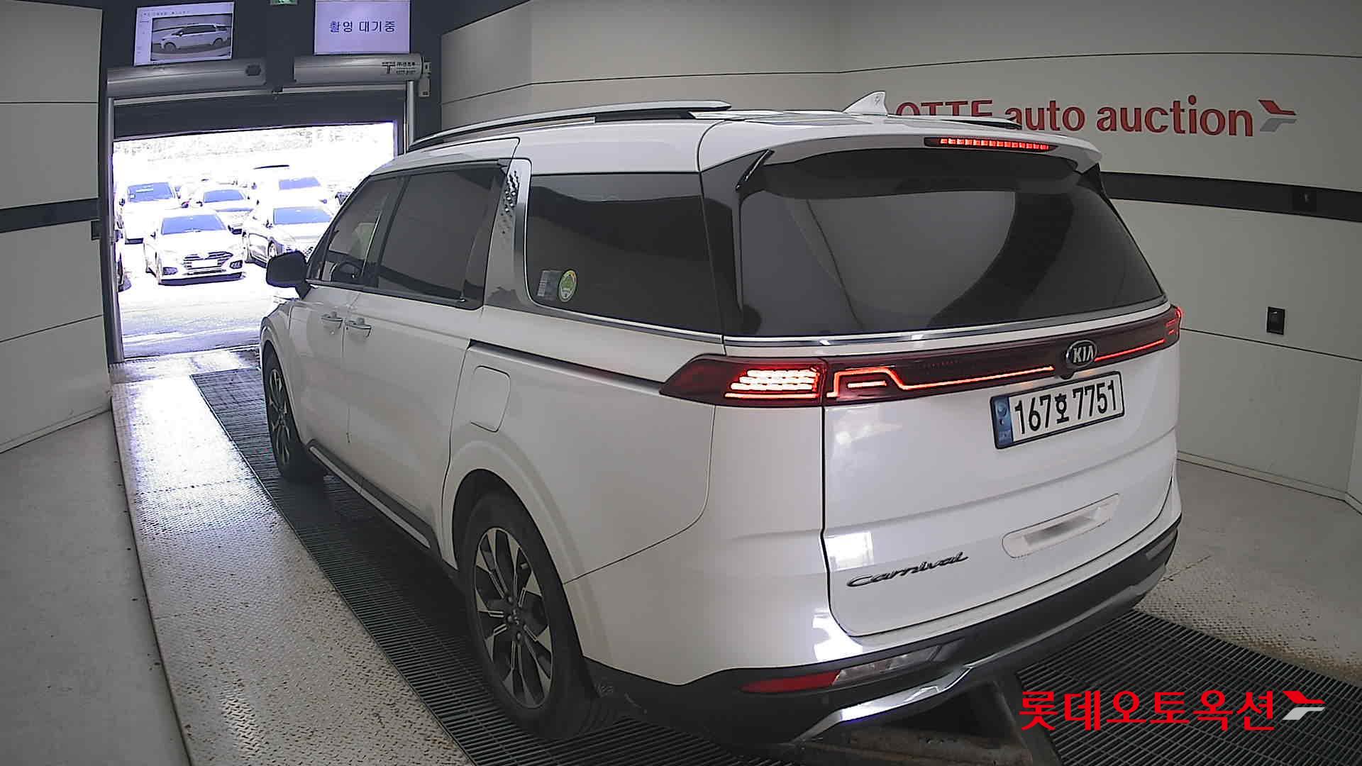 كيا - كارنفال - Image 9