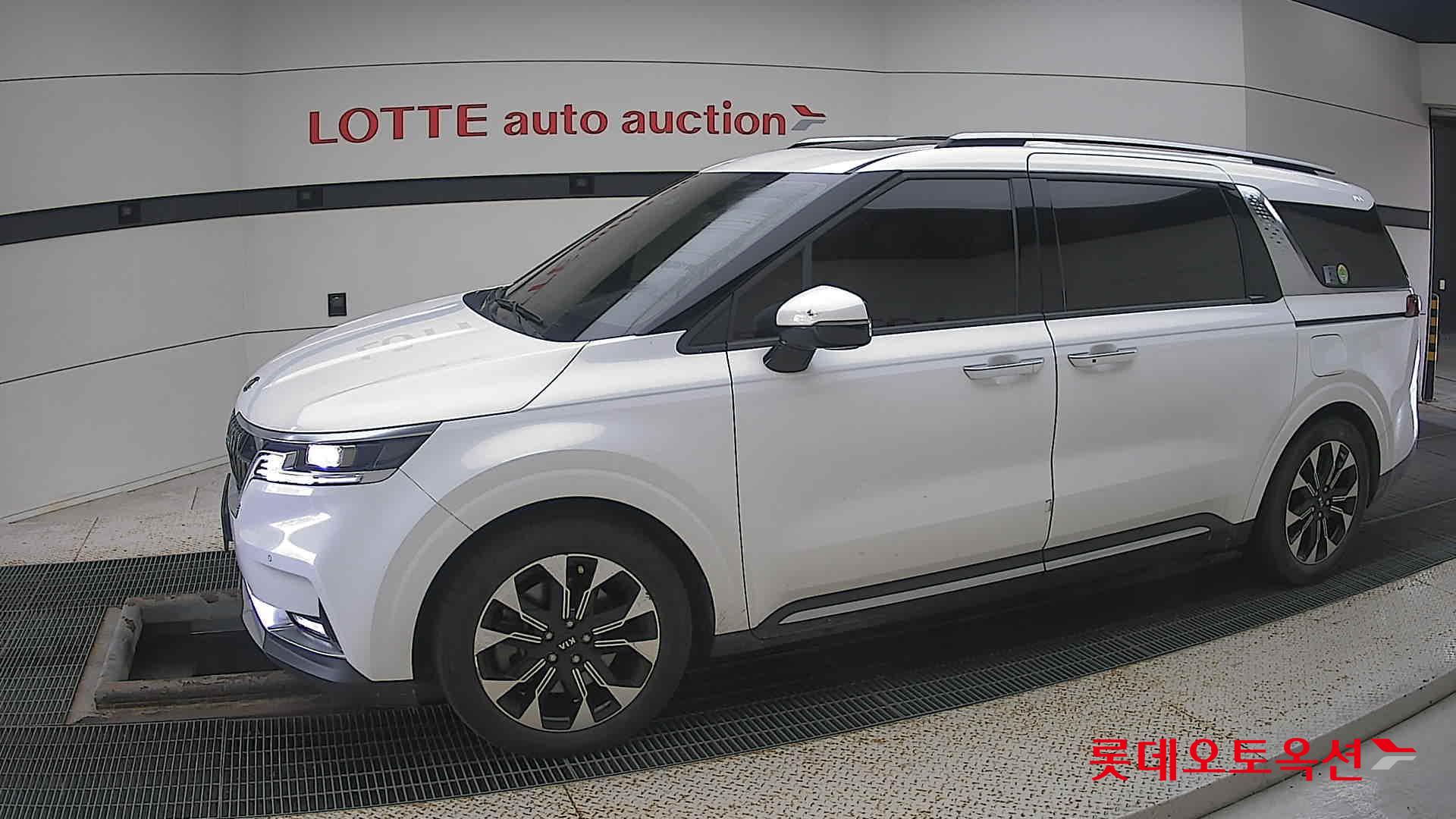 كيا - كارنفال - Image 12