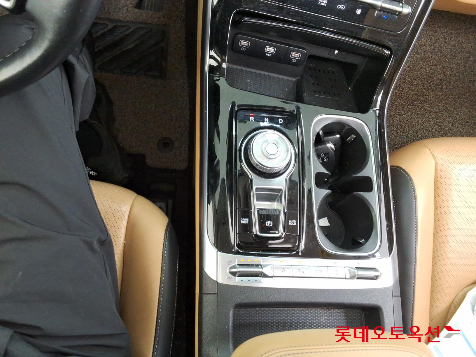 كيا - كارنفال - Image 31