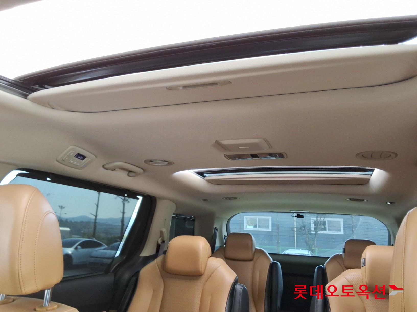 كيا - كارنفال - Image 33