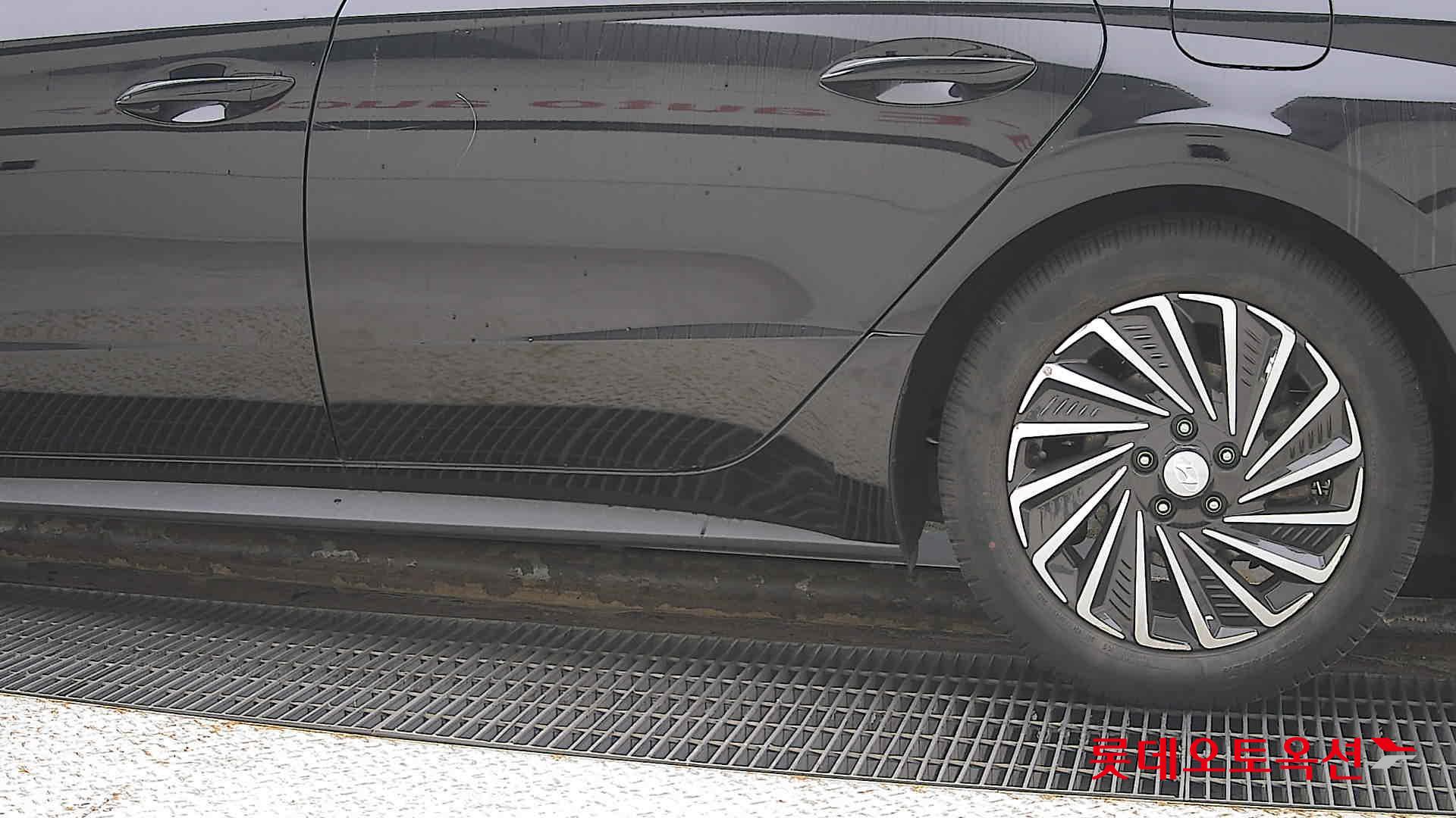 Hyundai Sonata Hybrid id 3466854 из Кореи 22