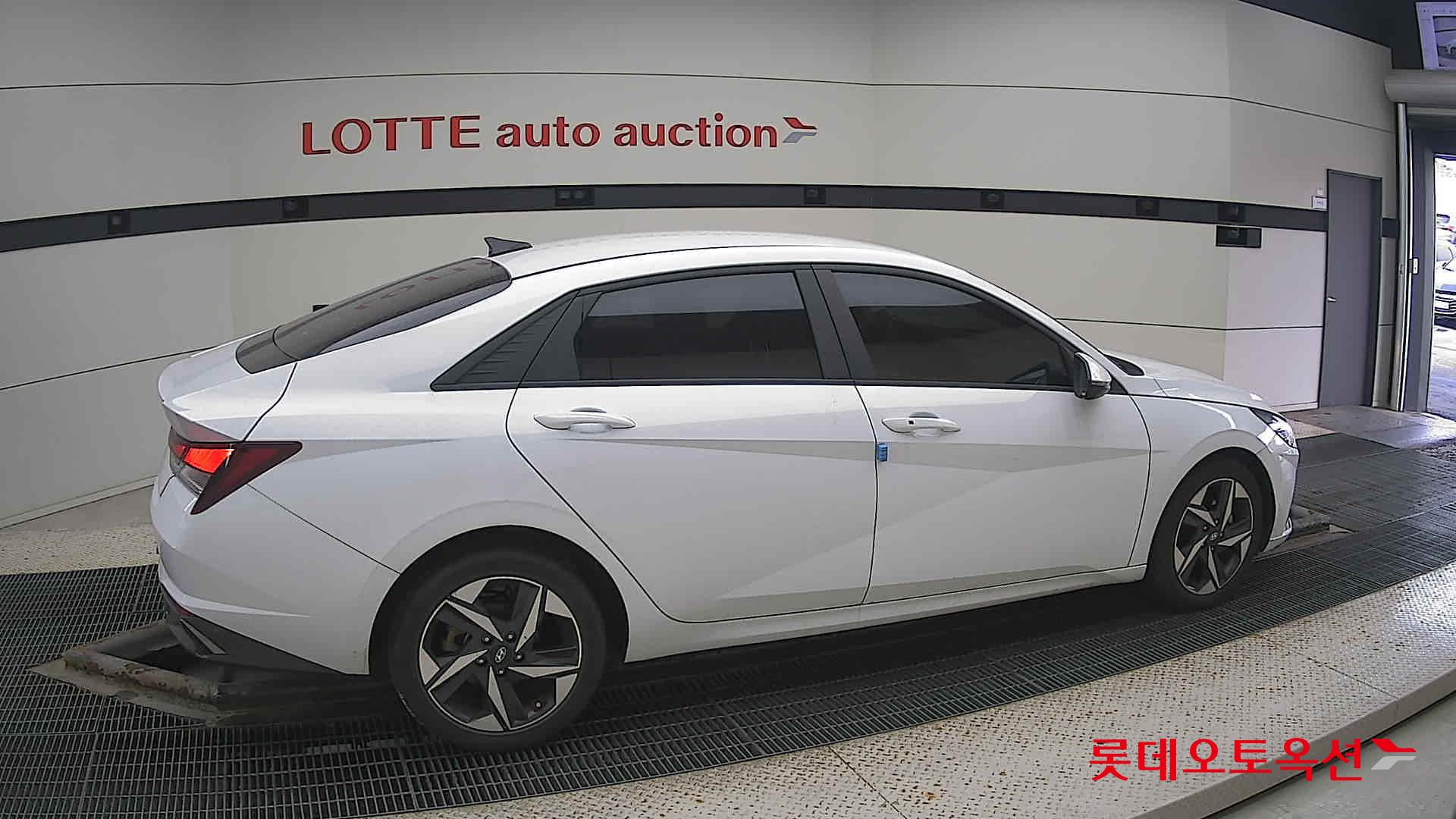 Hyundai Avante id 3466807 из Кореи 18