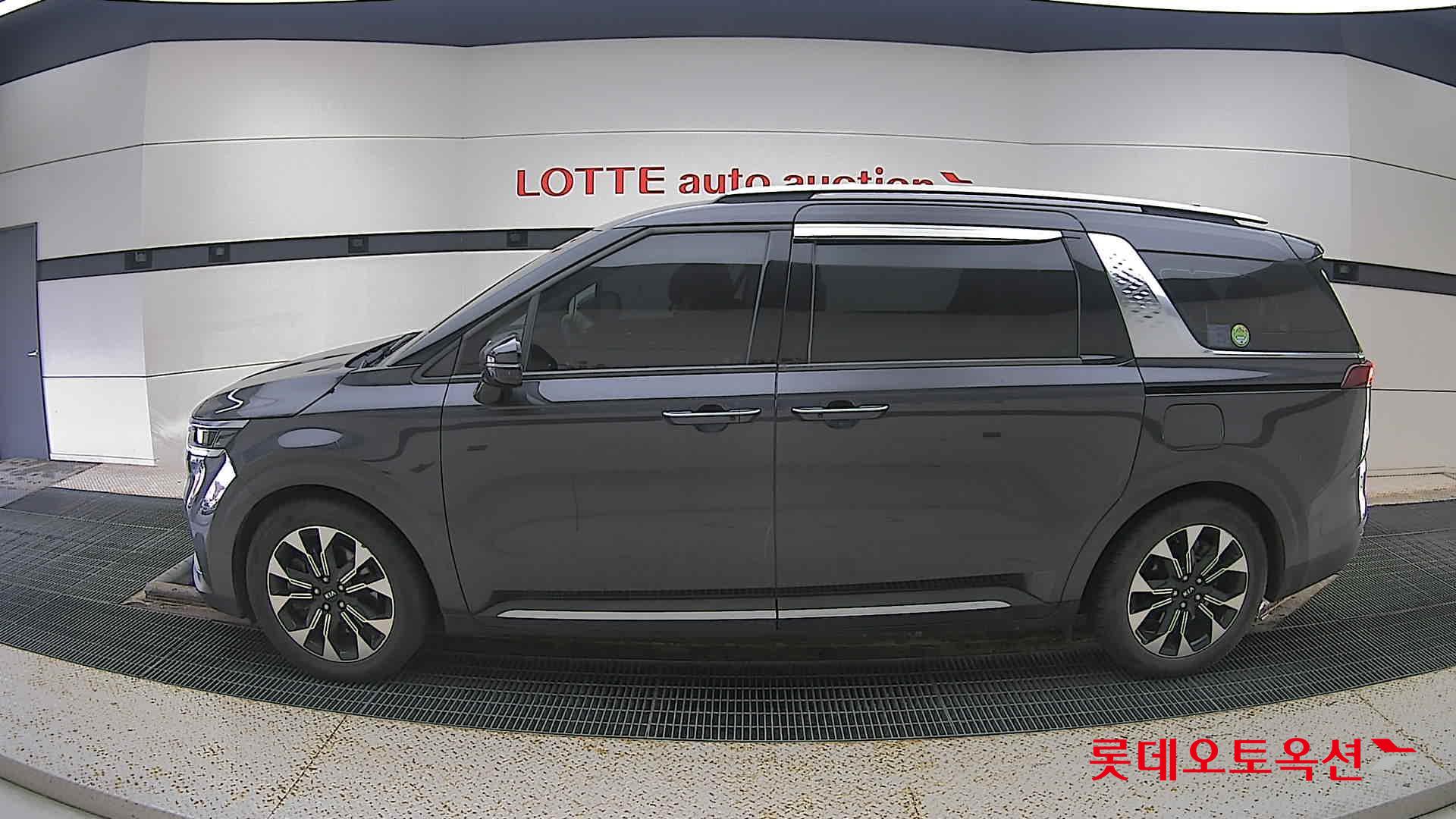 Kia Carnival Limousine id 3466826 из Кореи 7