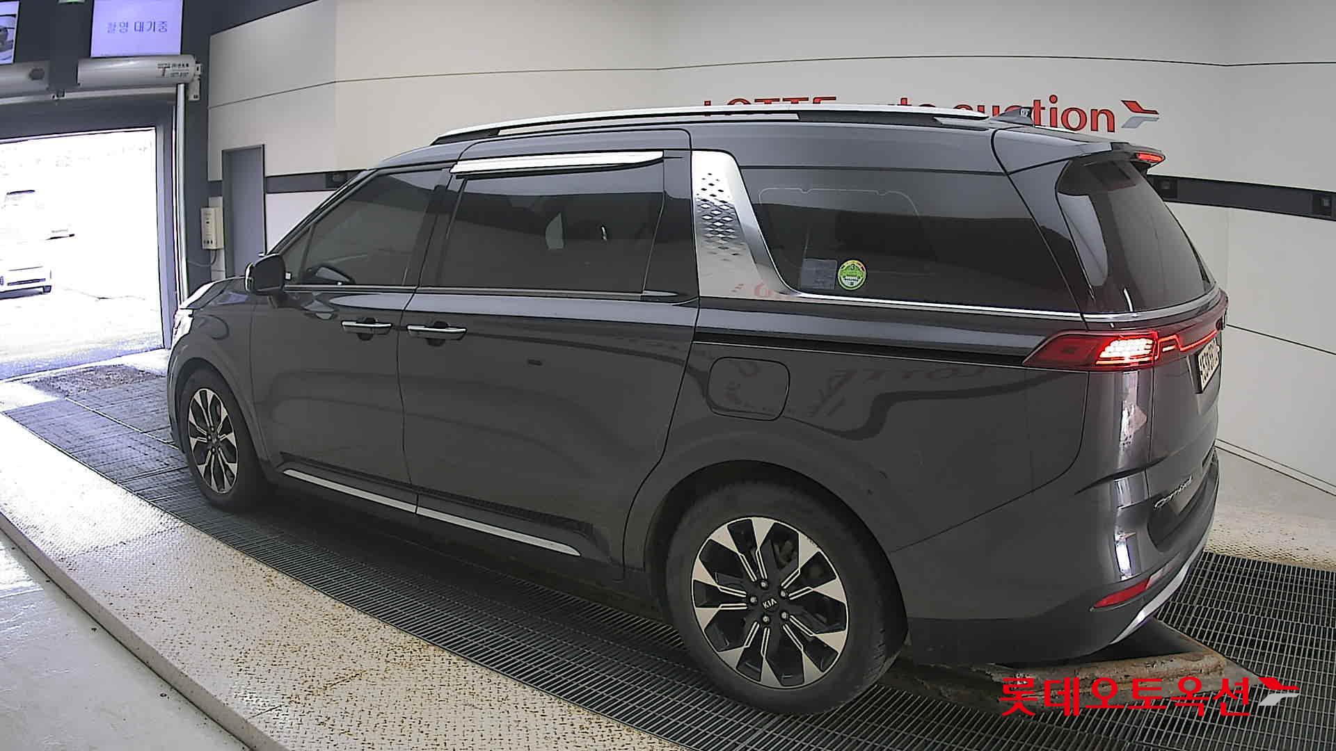 Kia Carnival Limousine id 3466826 из Кореи 10